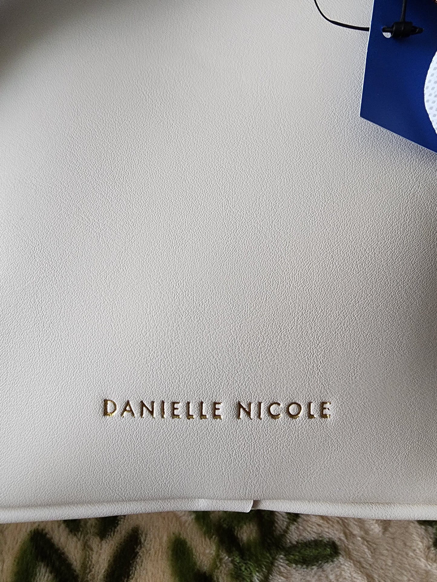 Danielle Nicole Disney Winnie the Pooh and Friends Backpack