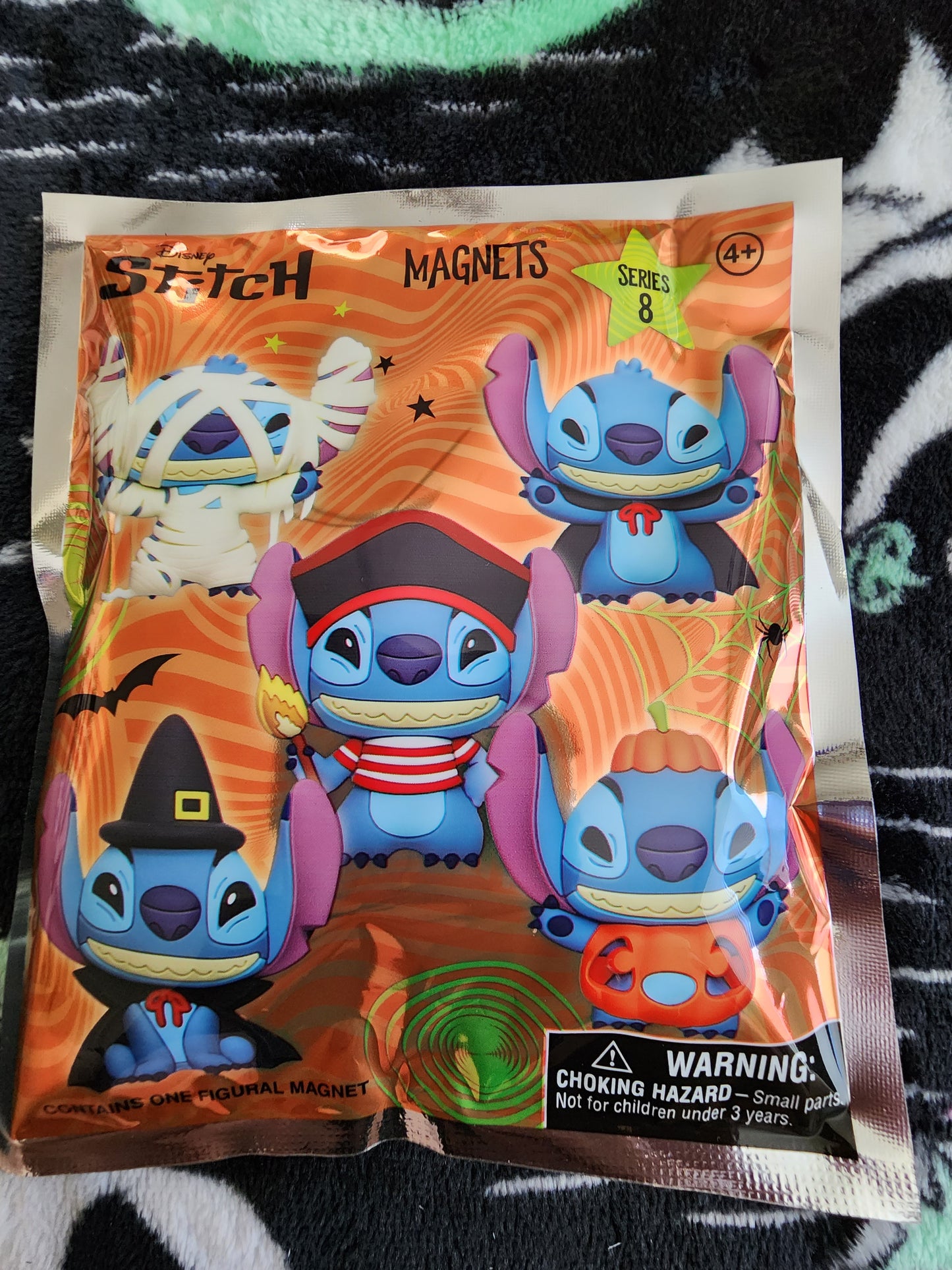 Disney Stitch Vampire Halloween Mystery Magnet