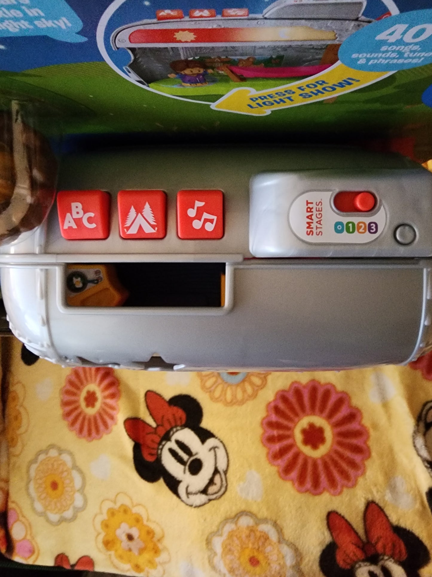 Fisher Price Little People Light Up Learning Camper