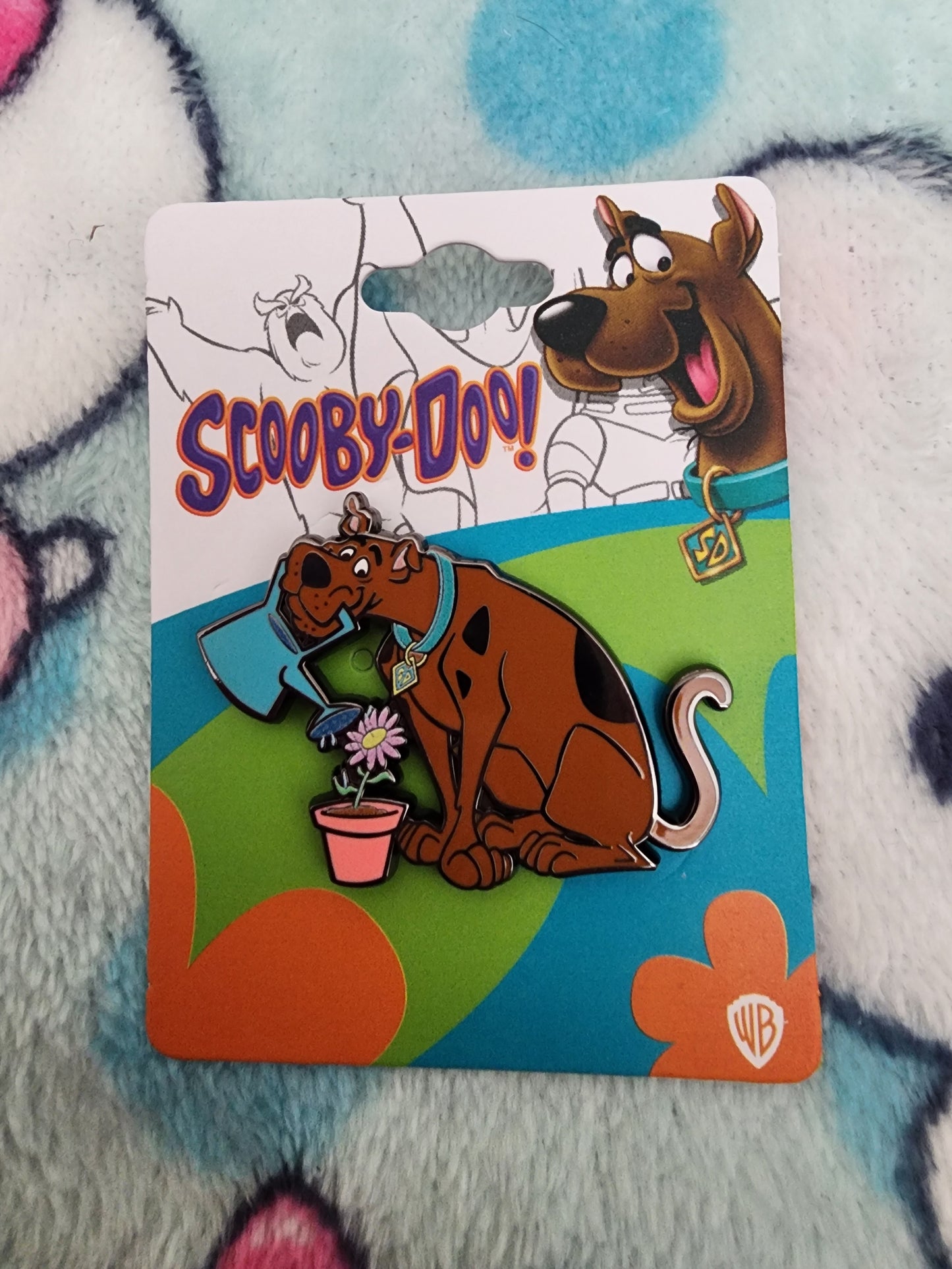 Scooby-Doo Watering Flowers Pin