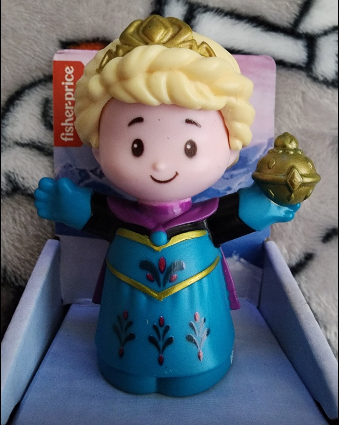 *Fisher Price Disney Frozen Little People Figures