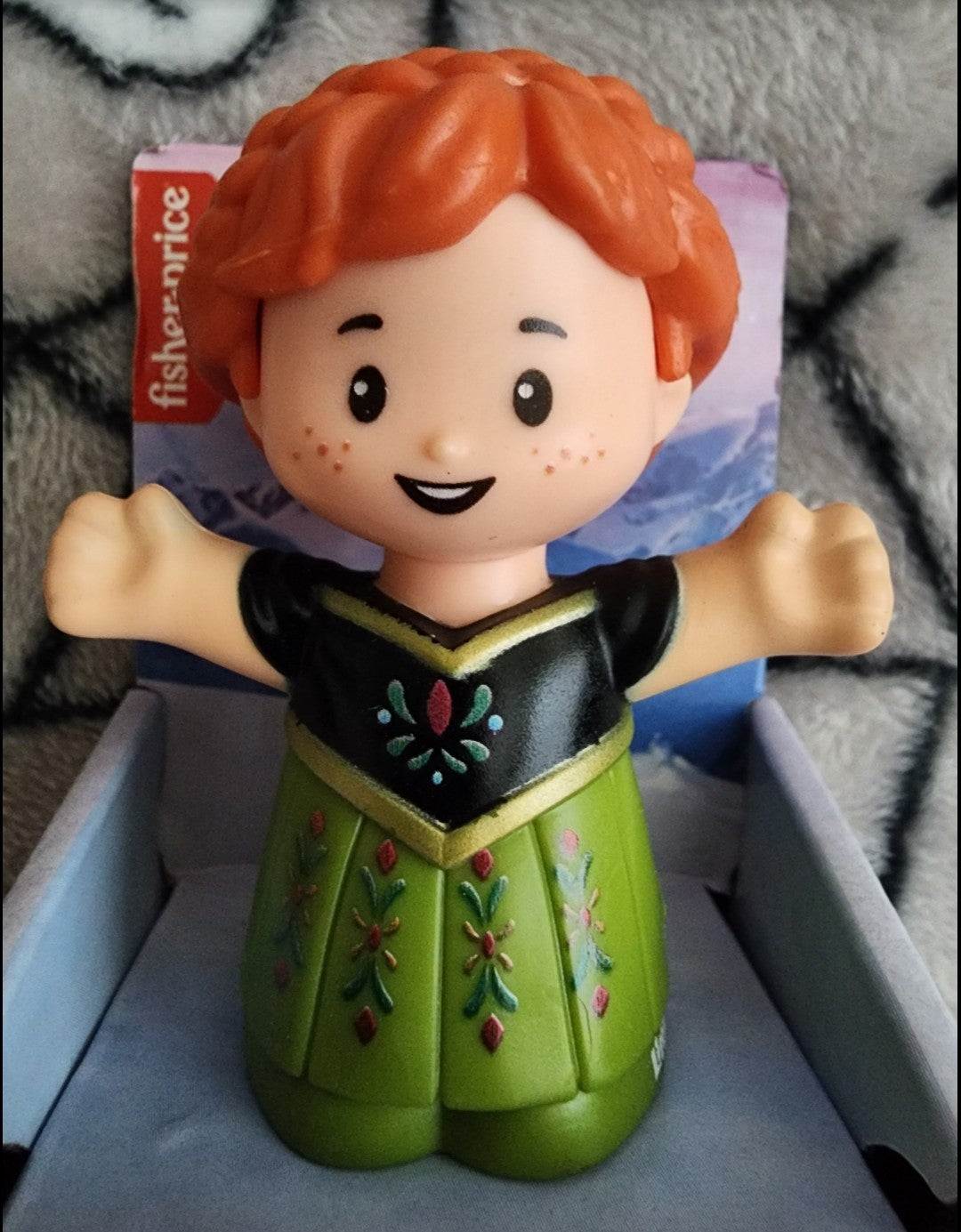 *Fisher Price Disney Frozen Little People Figures