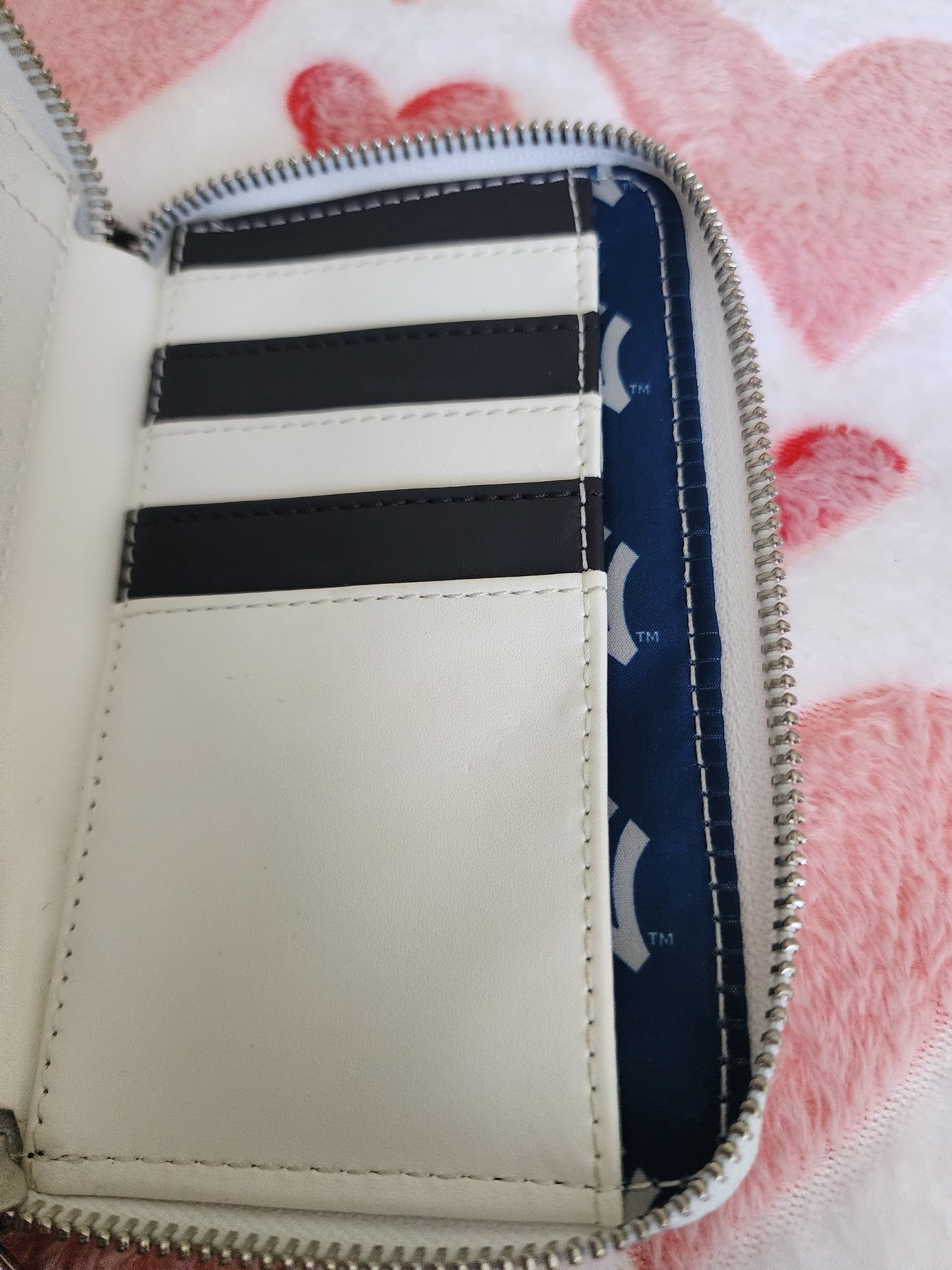 Loungefly MLB NY Yankees Patches Zipper Wallet