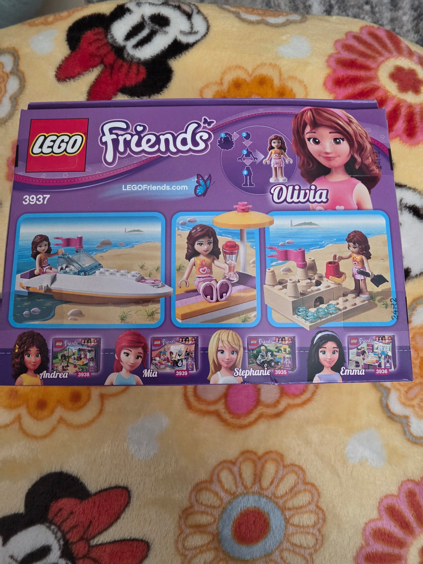 Lego Friend 3937 Olivia's Speedboat Set "Retired"