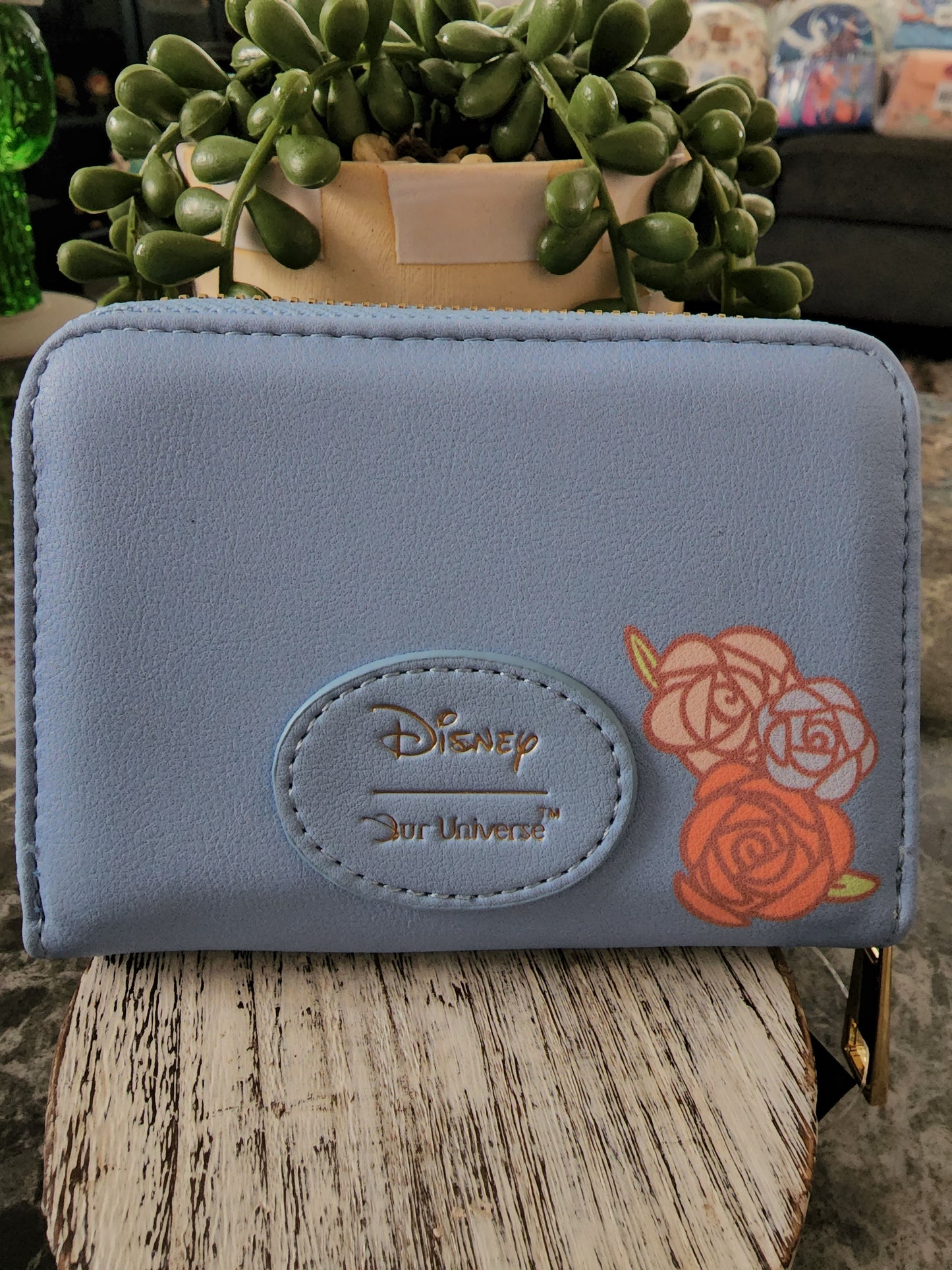 Our Universe Disney Winnie the Pooh and Friends Card Holder Wallet