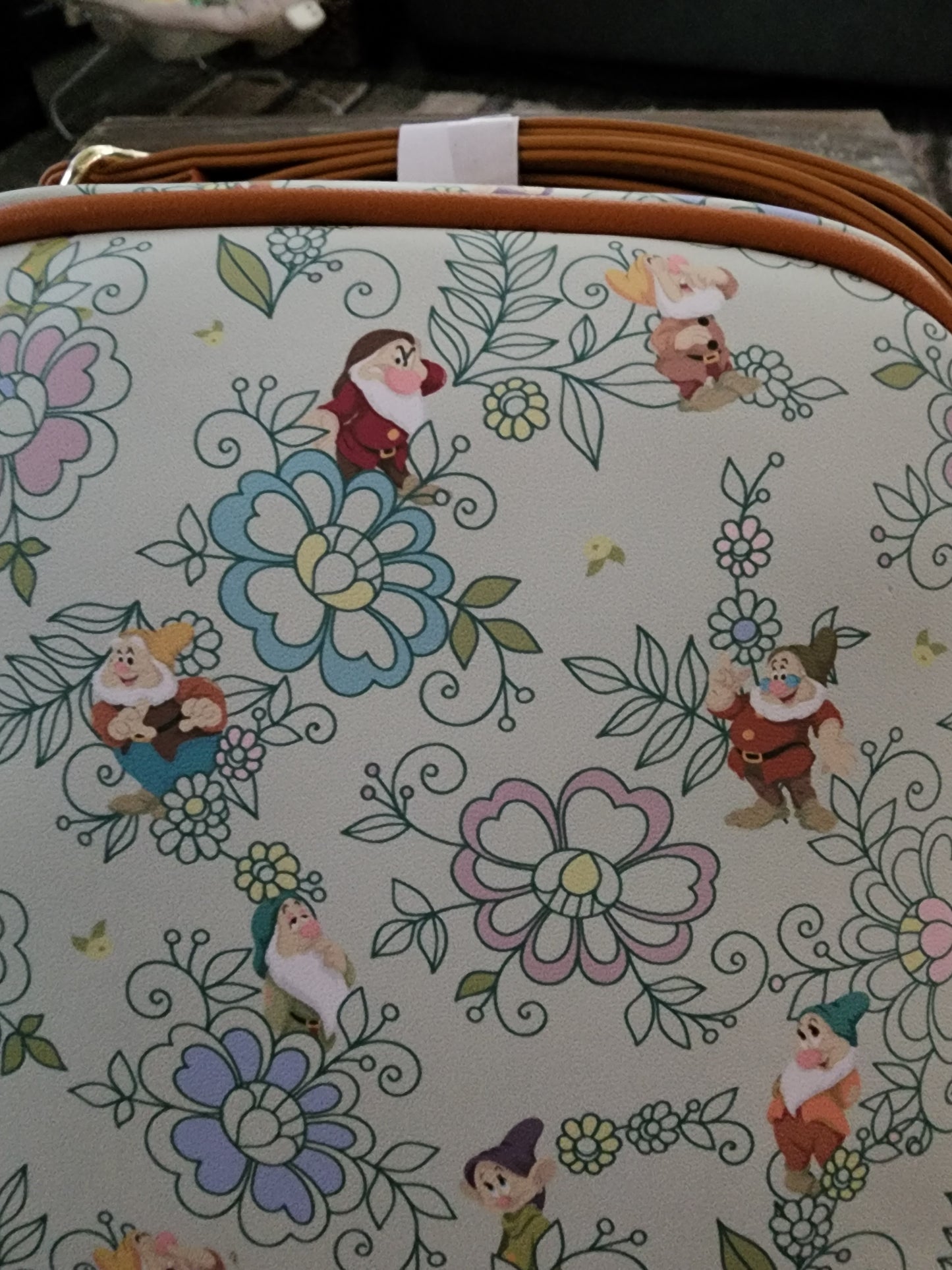 Loungefly Disney Snow White and The Seven Drawfs Crossbody Bag