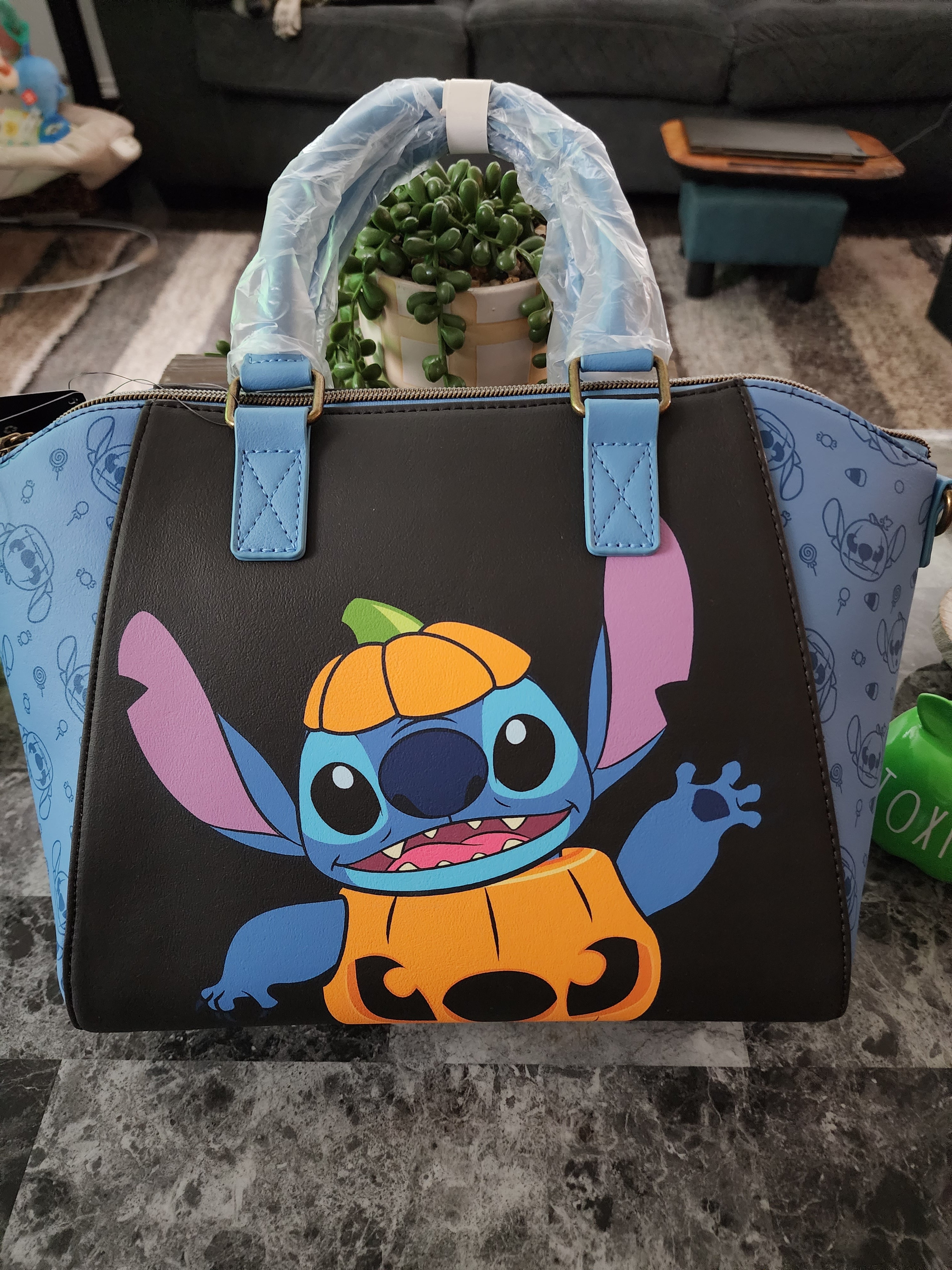 Loungefly store Stitch Tote