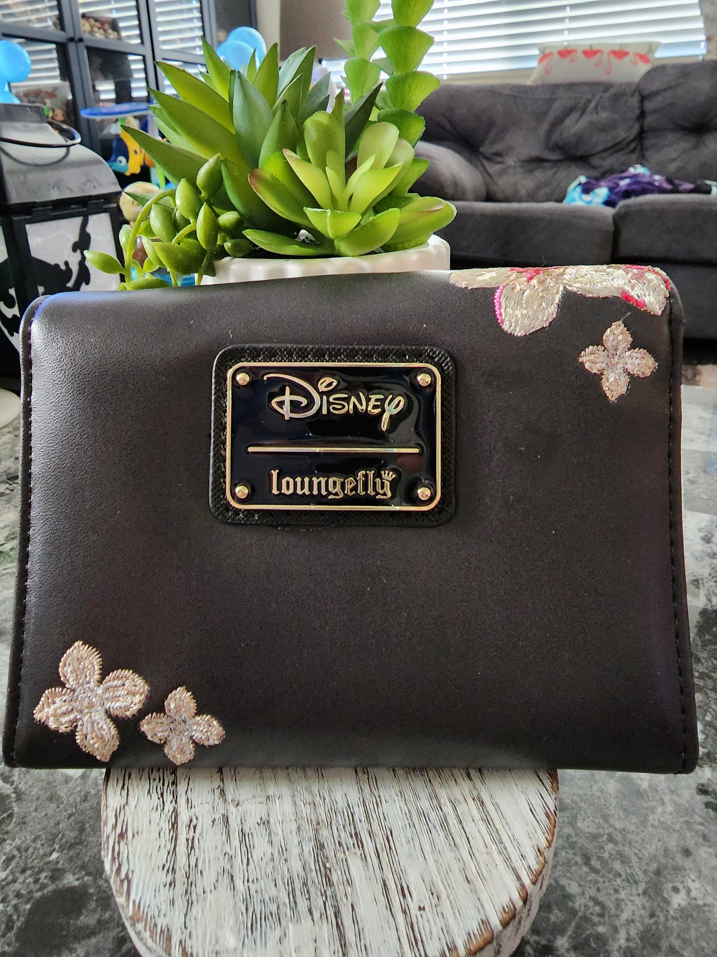 Loungefly Disney Aladdin's Raja Wallet