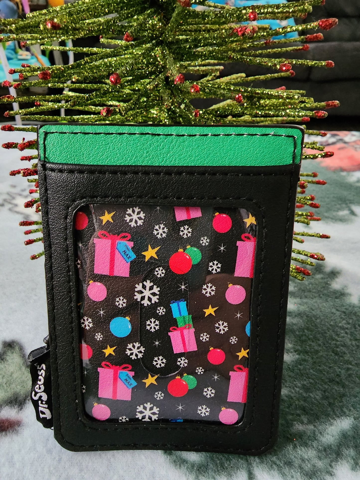 Loungefly Dr. Seuss Grinch & Max Christmas Card Holder