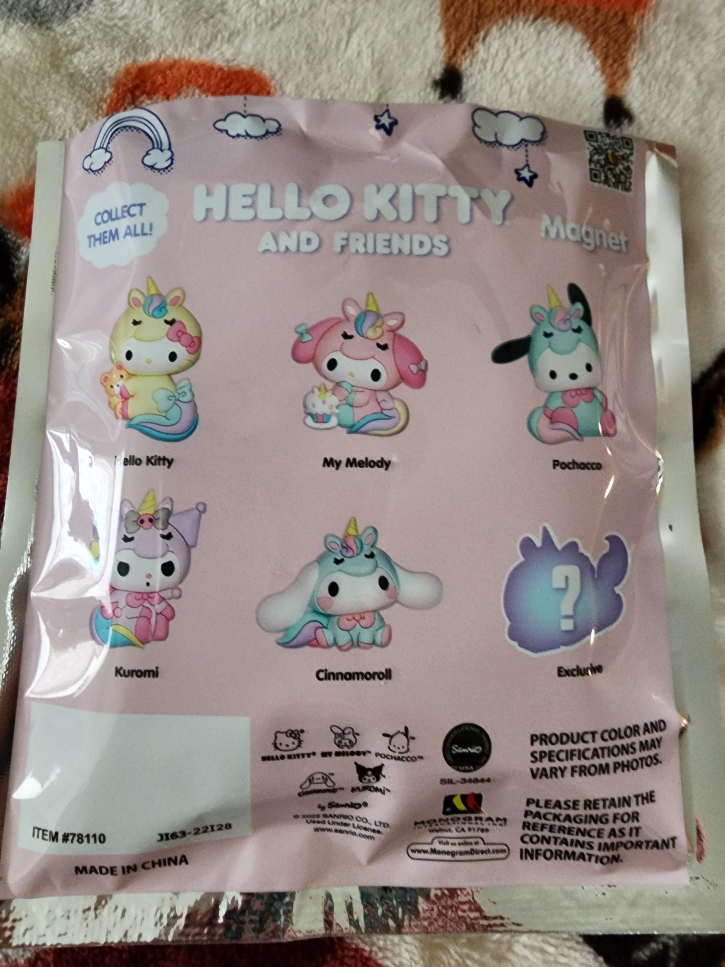 Hello Kitty magnet
