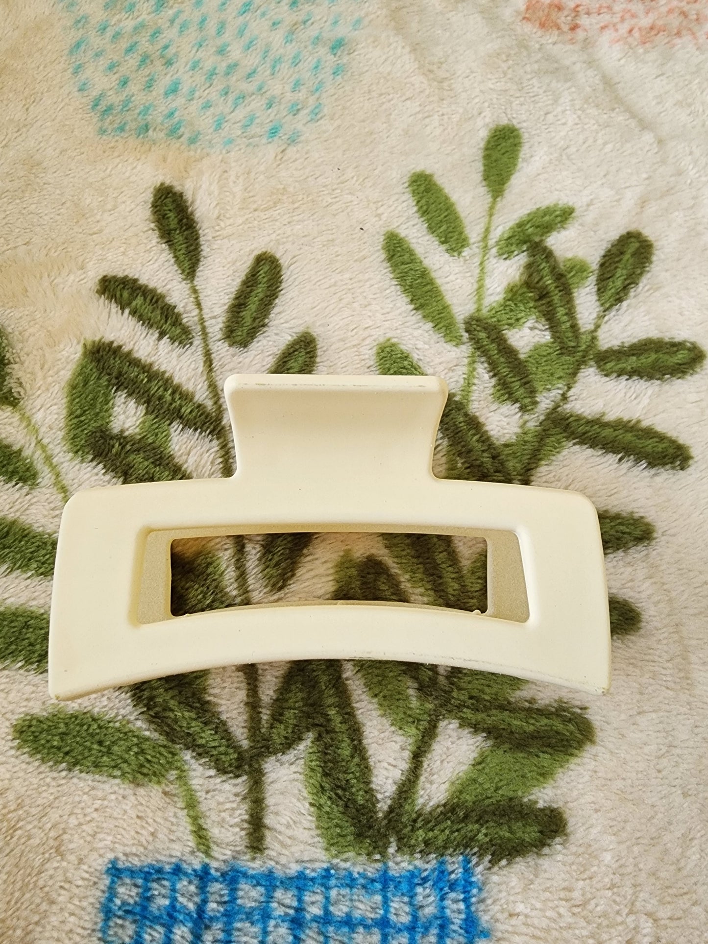 Mello Yellow Hair Clip