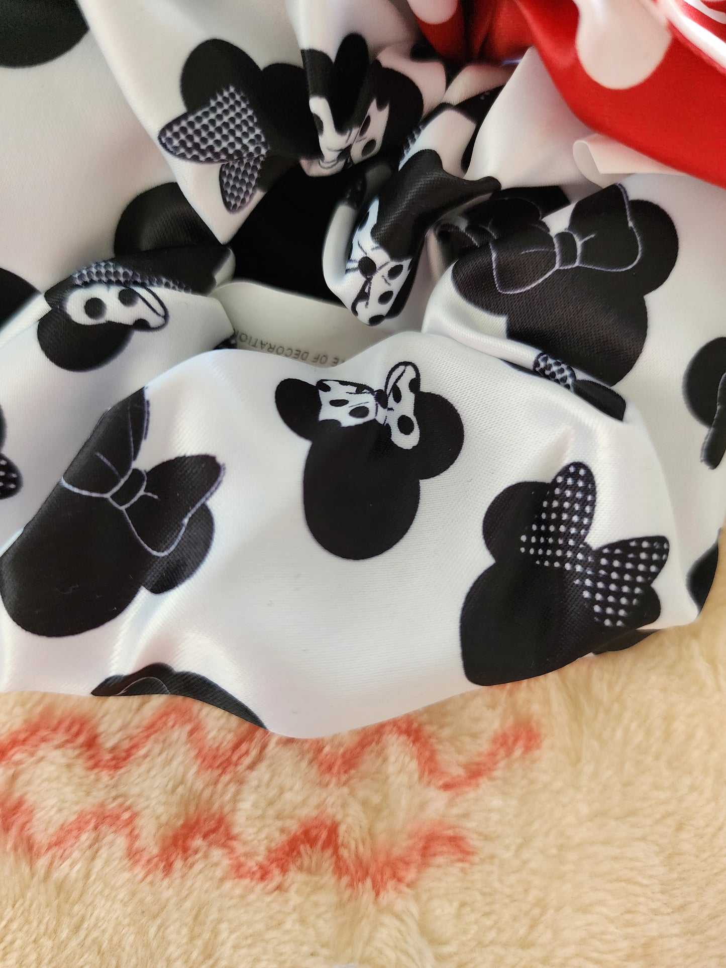 Disney Minnie Mouse Scrunchies