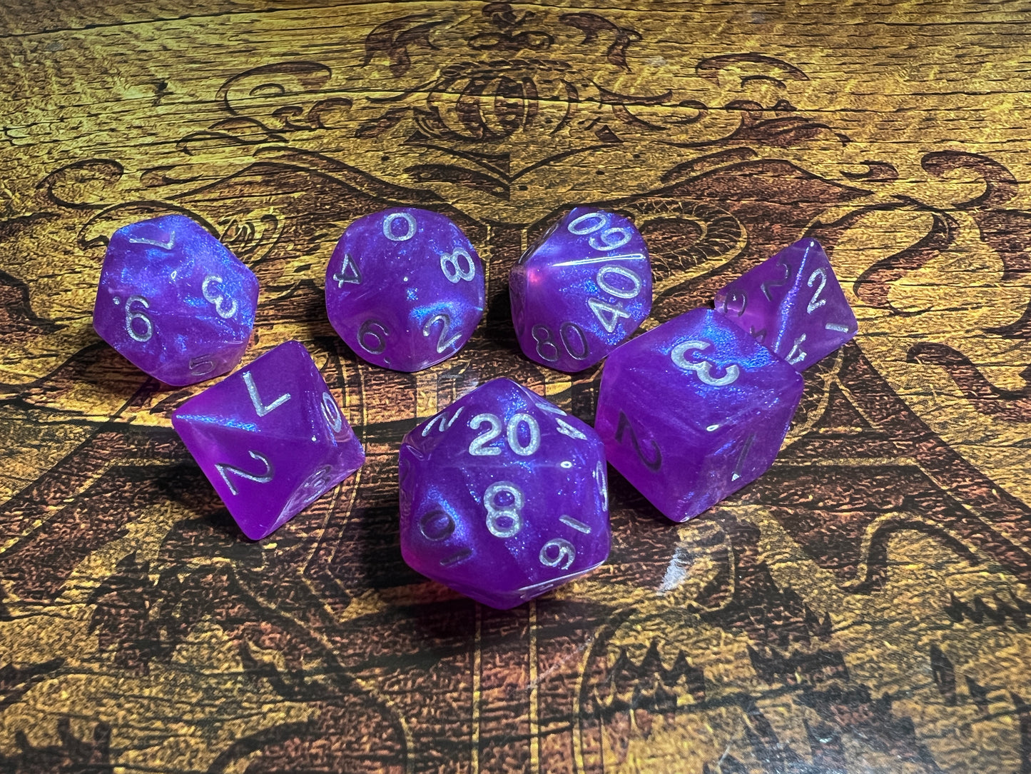 D&D Stardust: Purple 16mm Resin Poly Dice Set