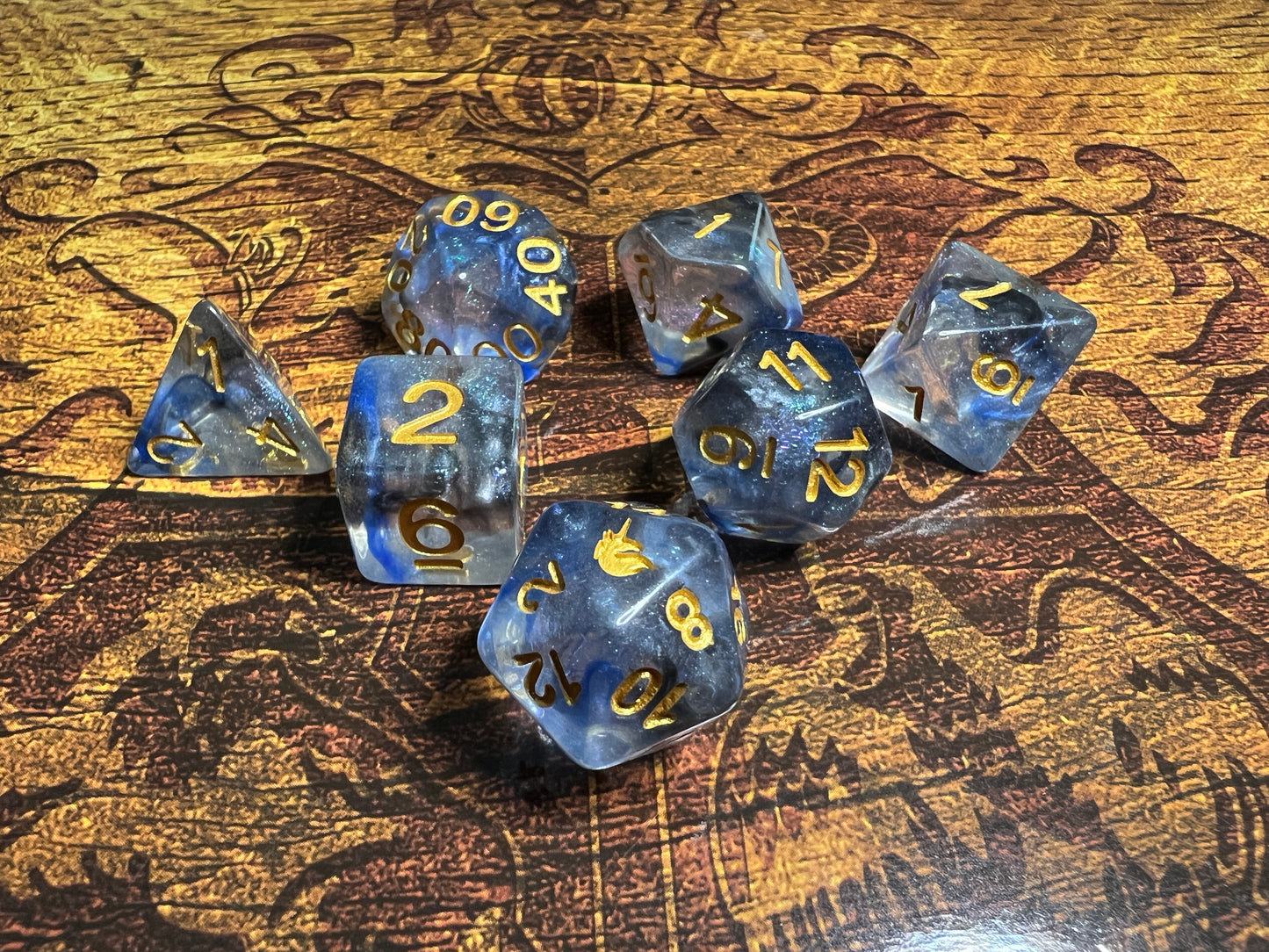 D&D Unicorn: Arctic Storm 16mm Resin Poly Dice Set