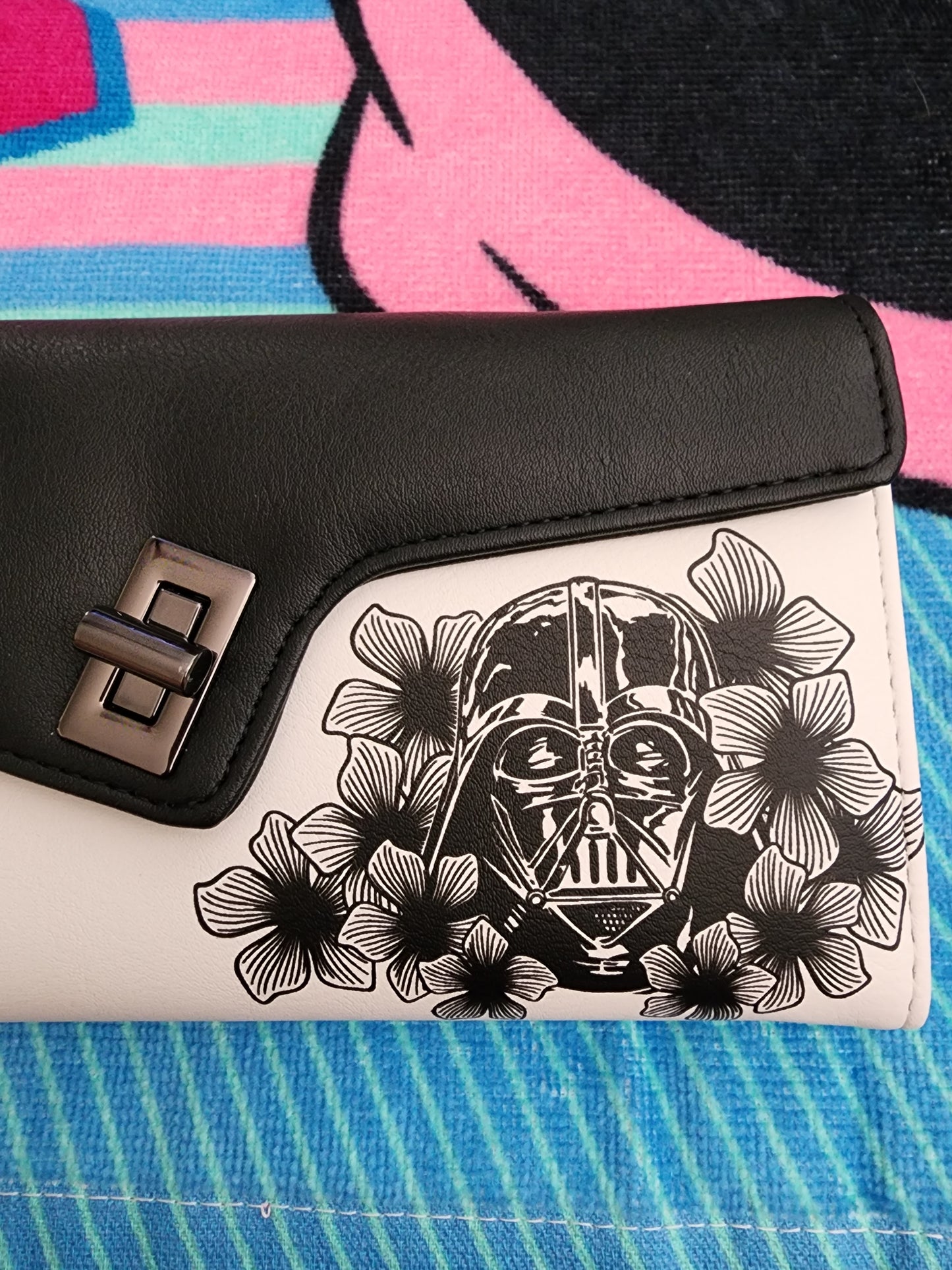 Her Universe Star Wars Darth Vader Wallet