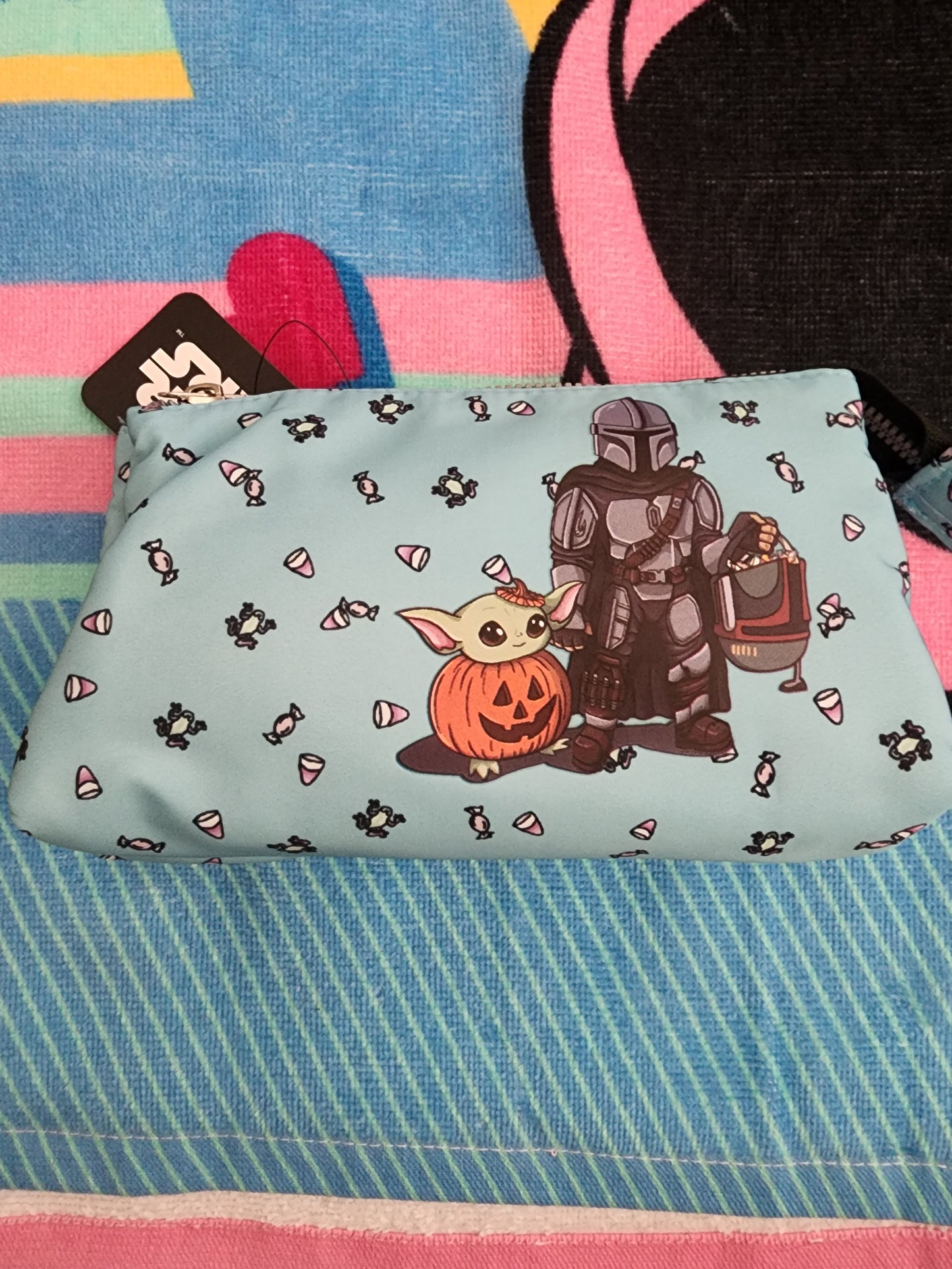 Disney Mandalorian Star Wars Baby Yoda Cosmetic Bag