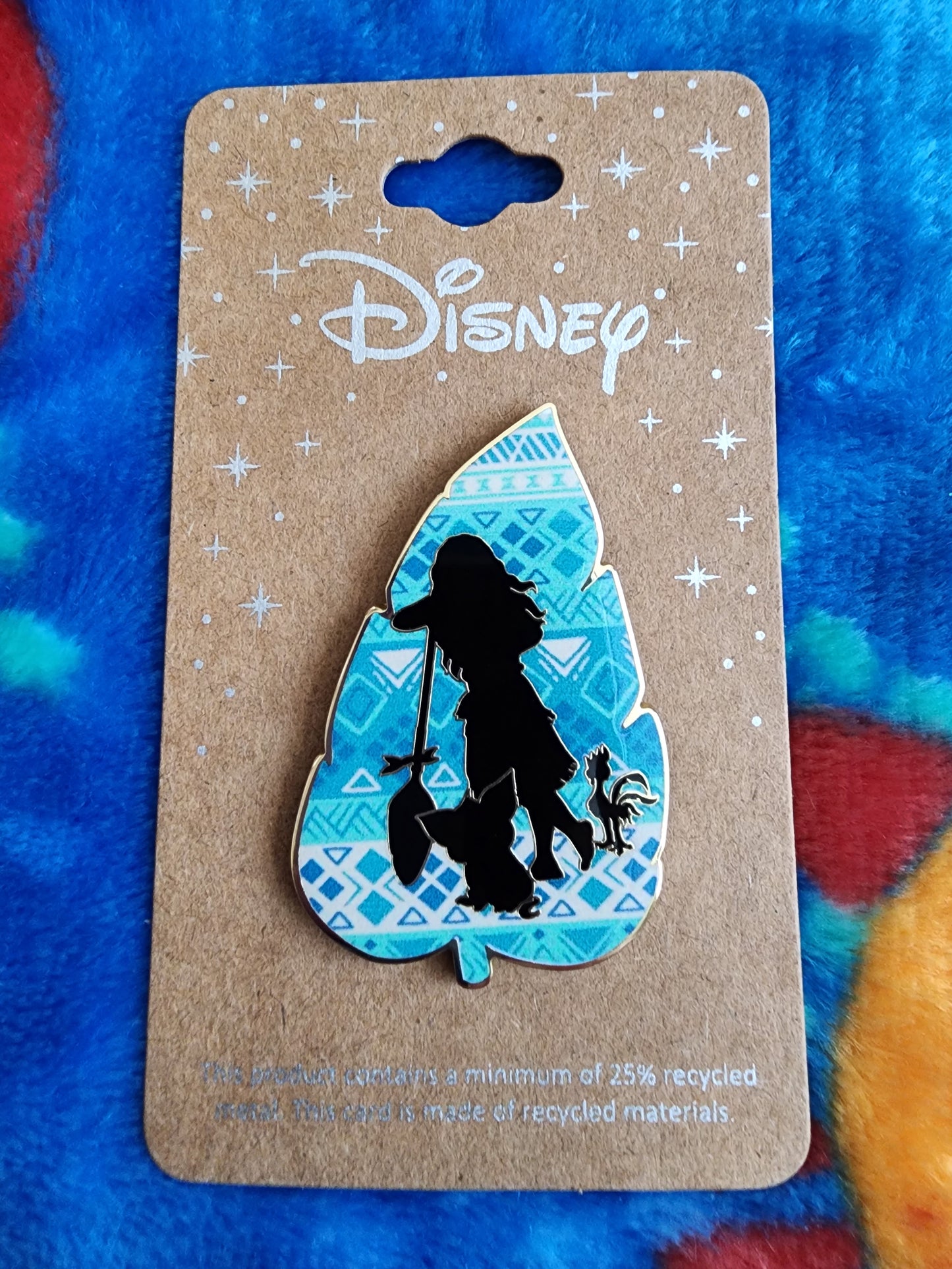 Loungefly Disney Moana, HeiHei & Pua Silhouette in Leaf Pin