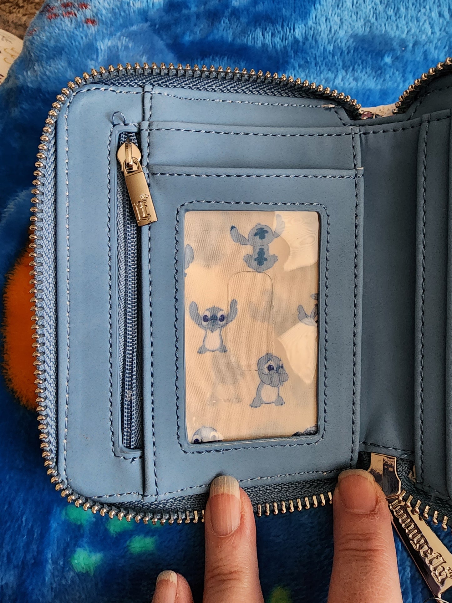 Loungefly Disney Stitch Poses Wallet