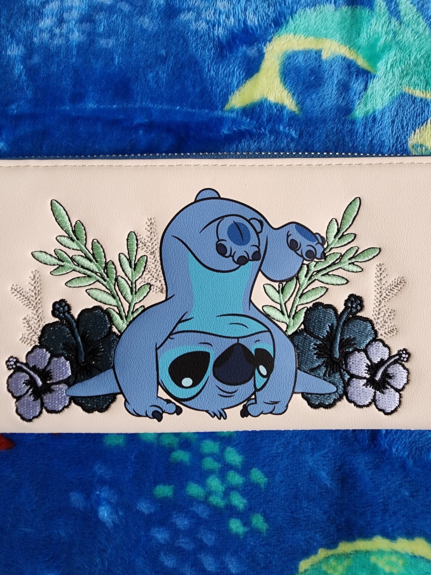 Loungefly Disney Stitch Wallet