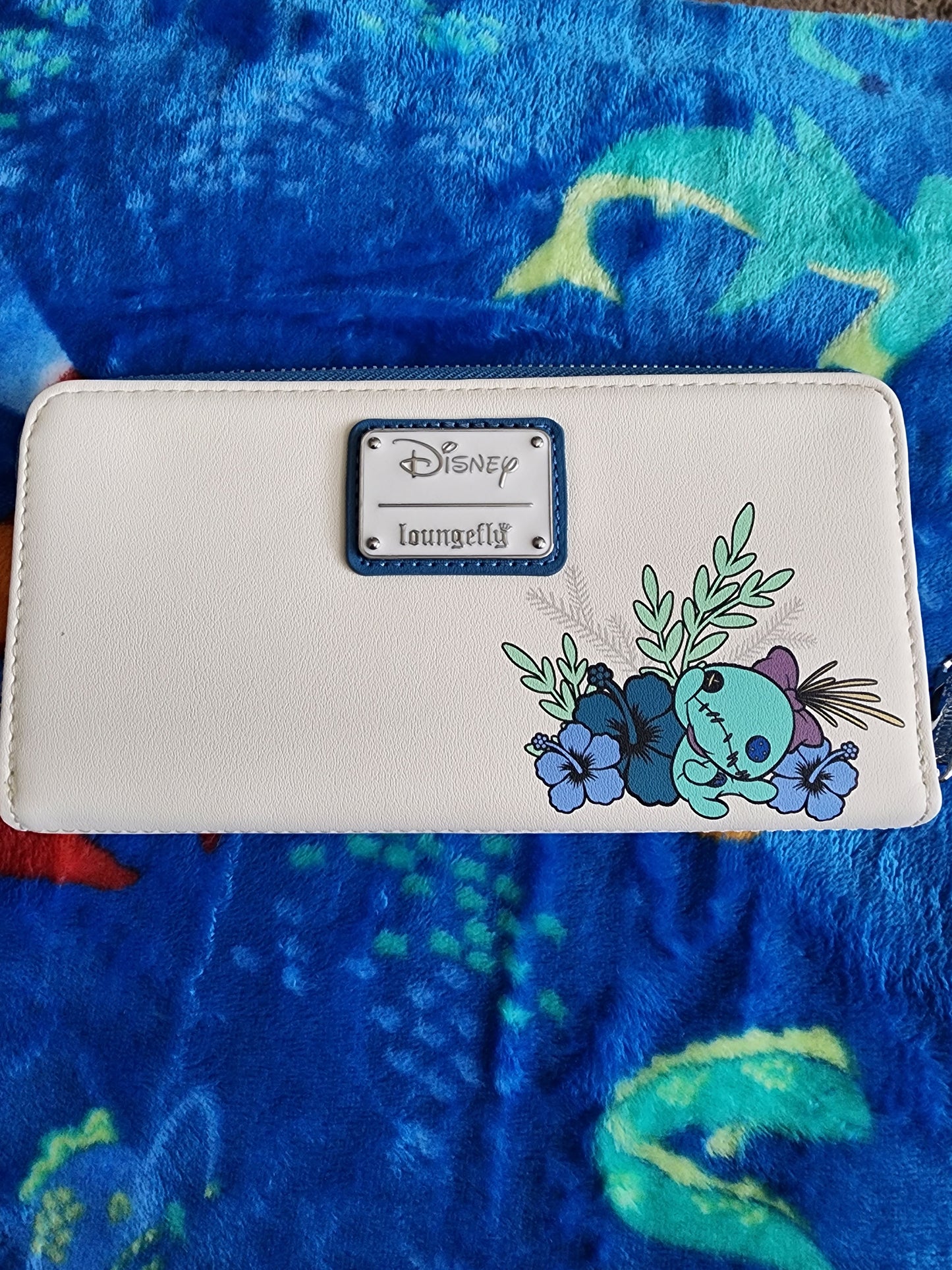 Loungefly Disney Stitch Wallet