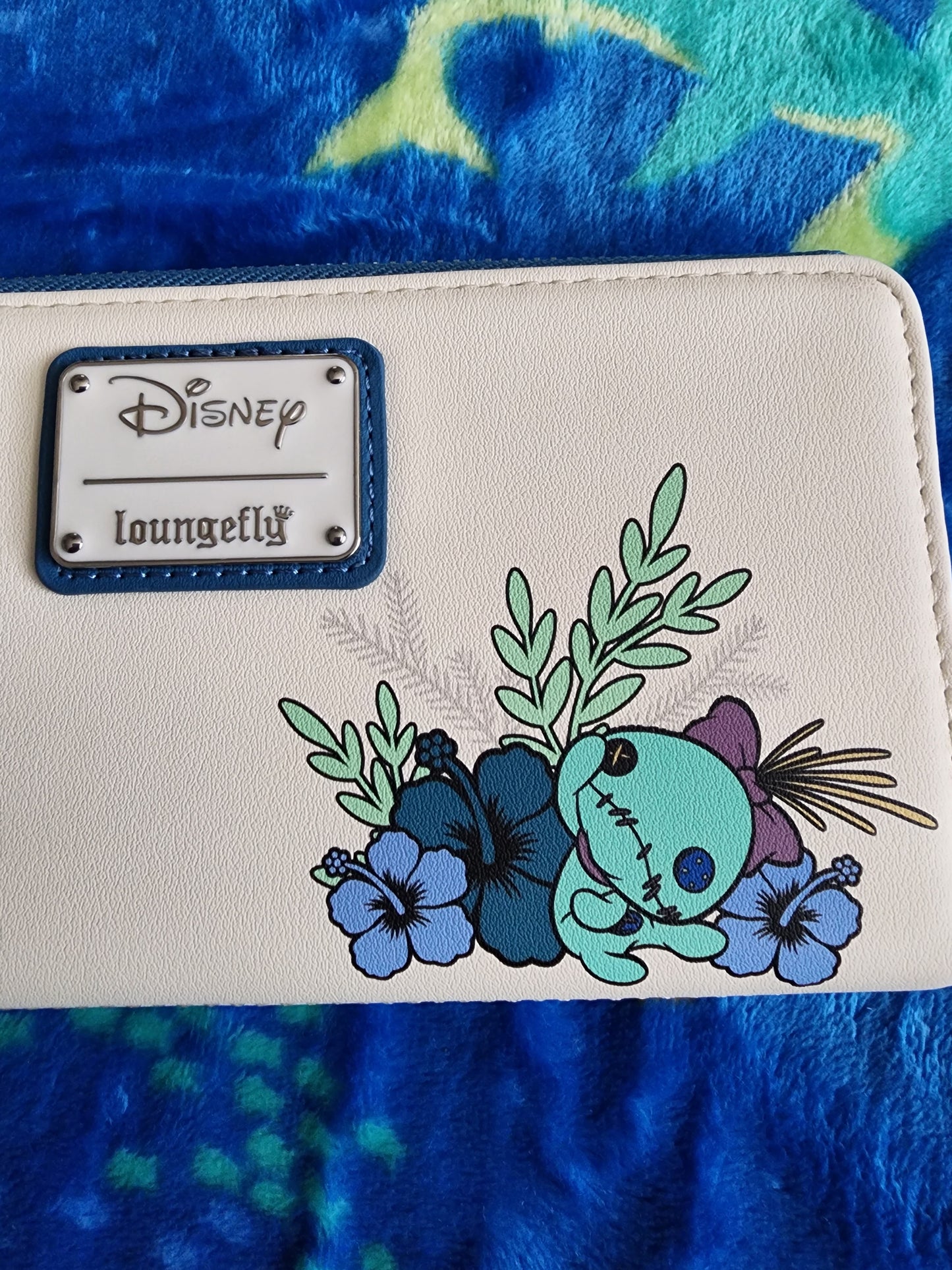 Loungefly Disney Stitch Wallet