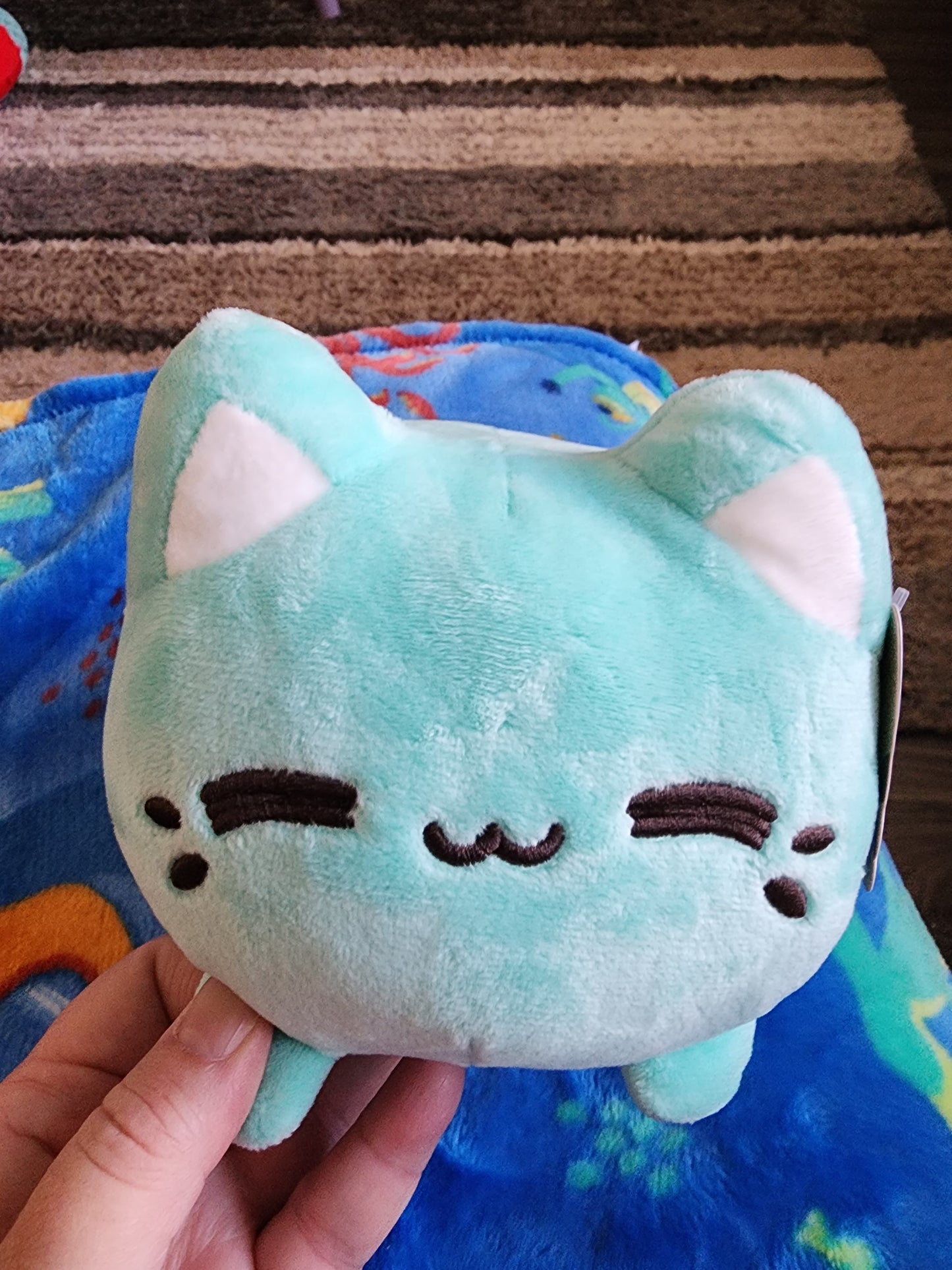 Mint Meowchi 7" Plush