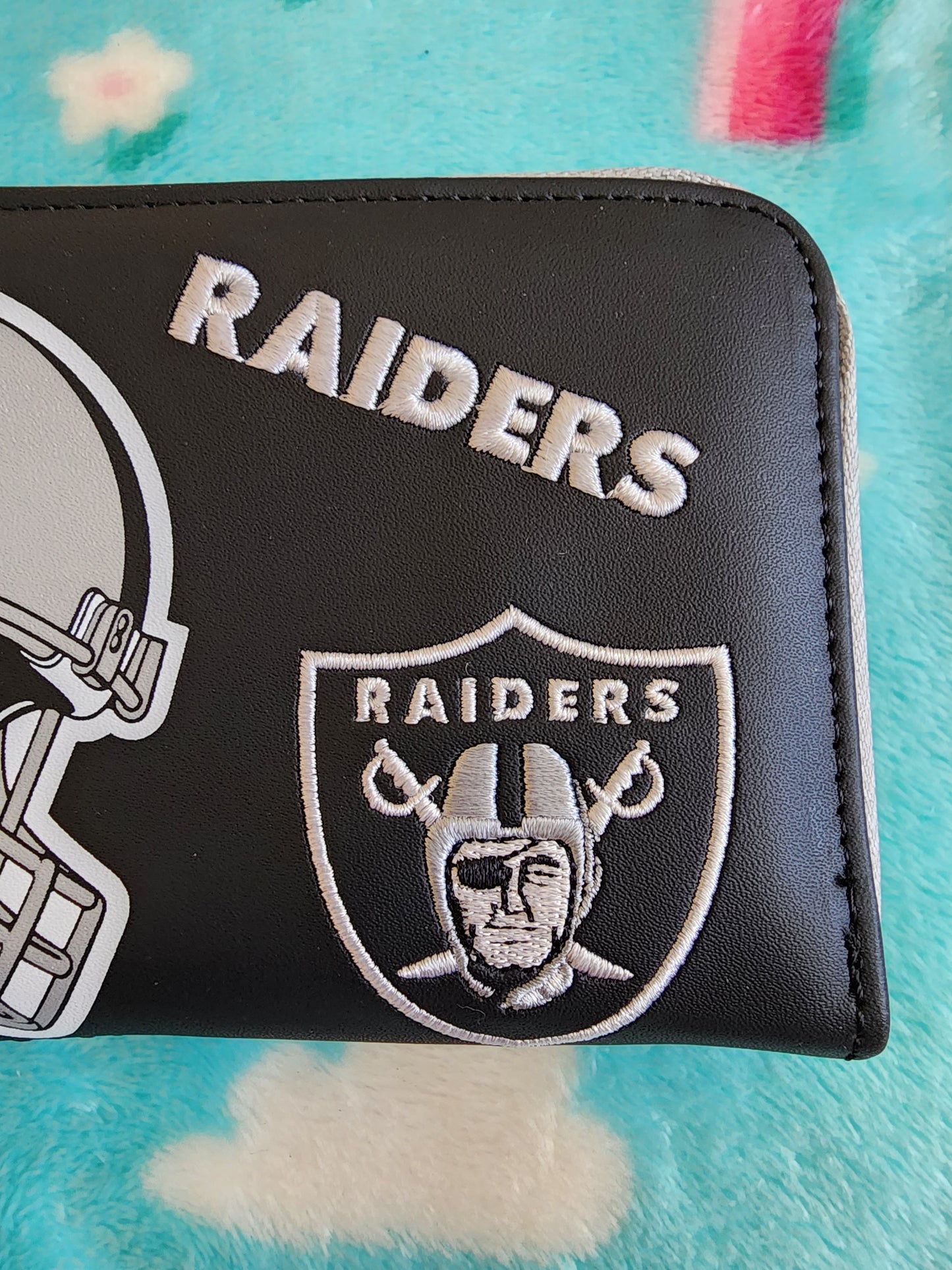 Loungefly NFL Raiders Wallet