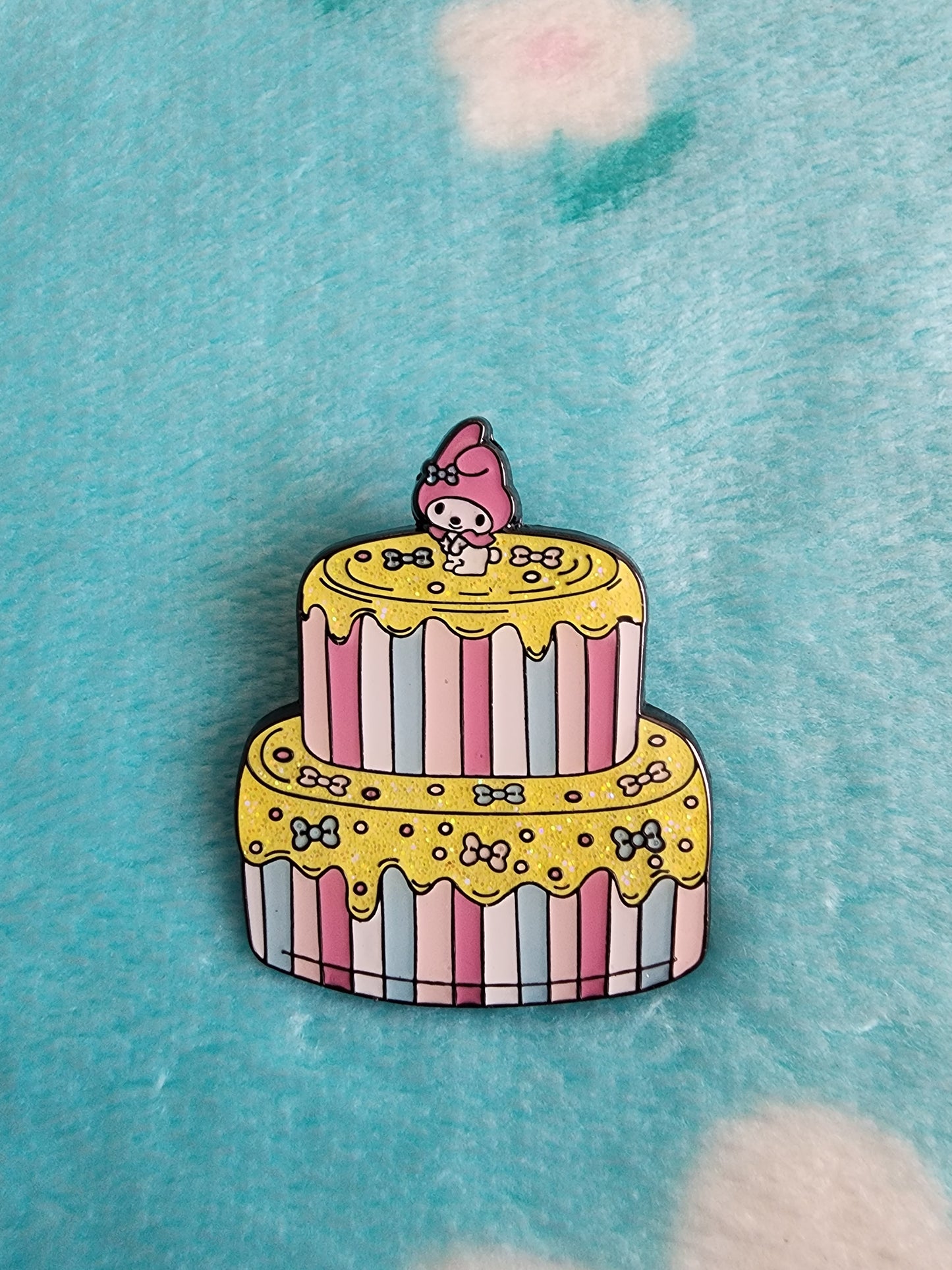 Loungefly Hello Kitty and Friends Cake Mystery Pins