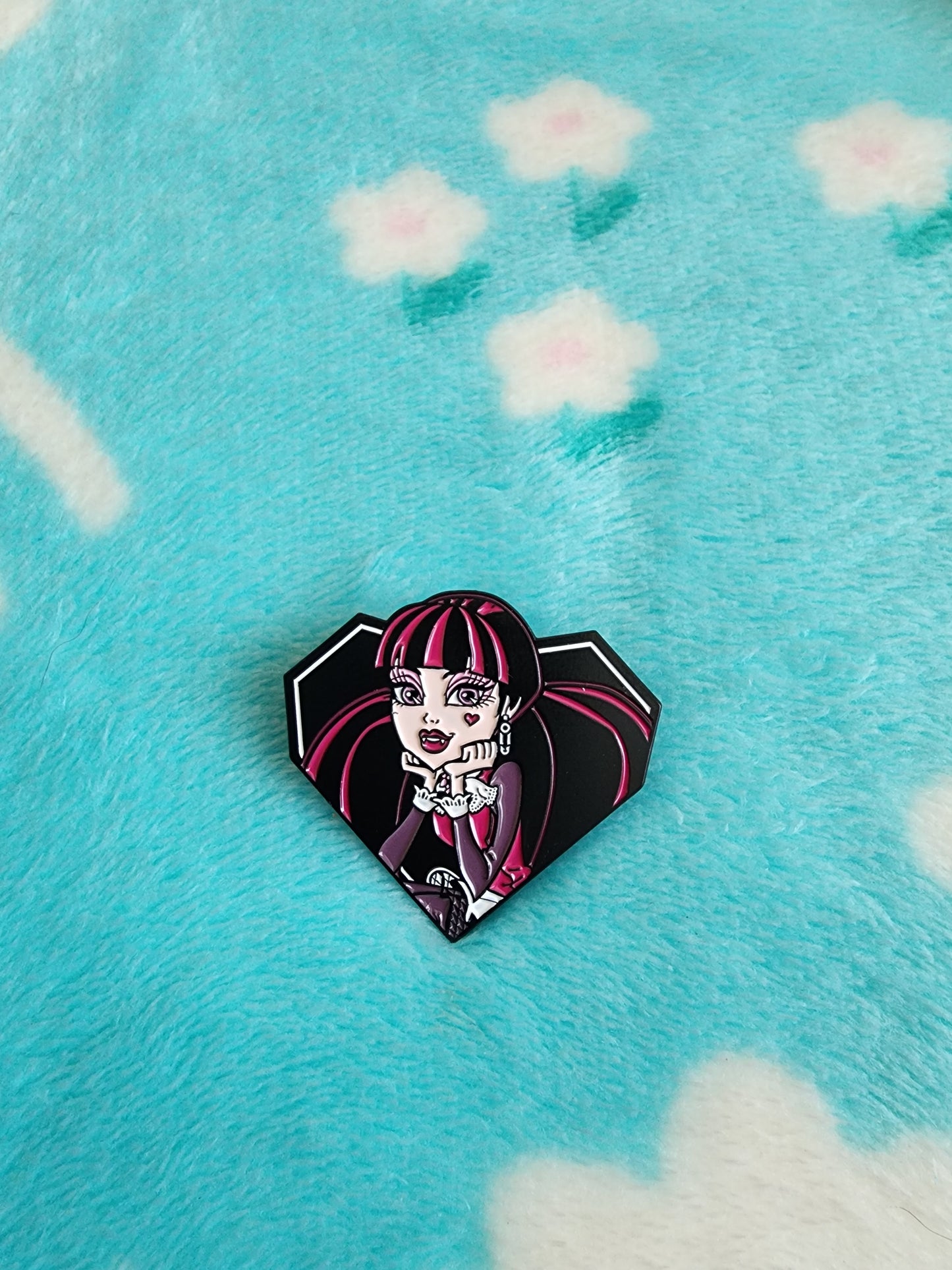 Monster High Mystery Pins