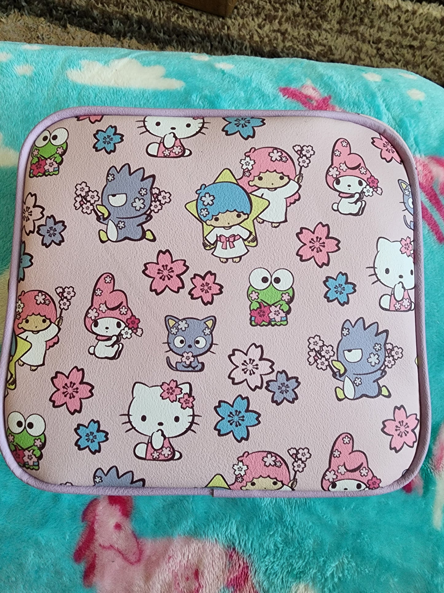 Hello Kitty and Friends Crossbody Bag