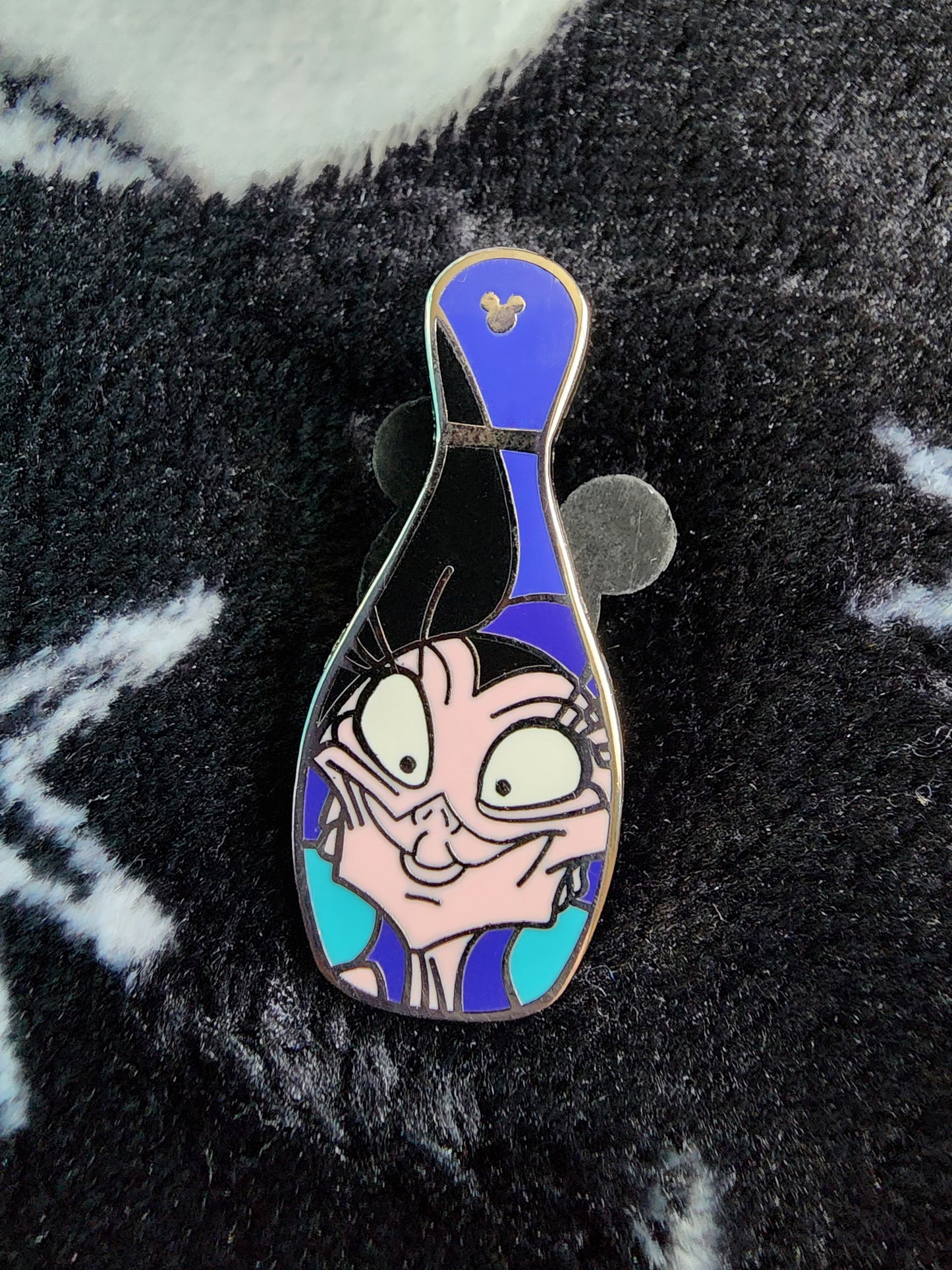 Official Disneyland Yzma Hidden Mickey Pin