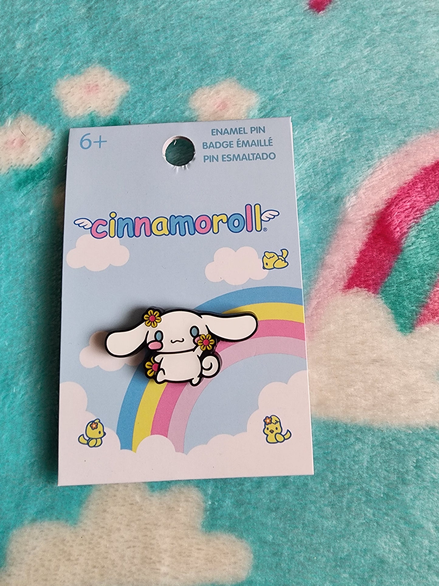 Loungefly Hello Kitty Cinnamoroll Spring Flowers Pin