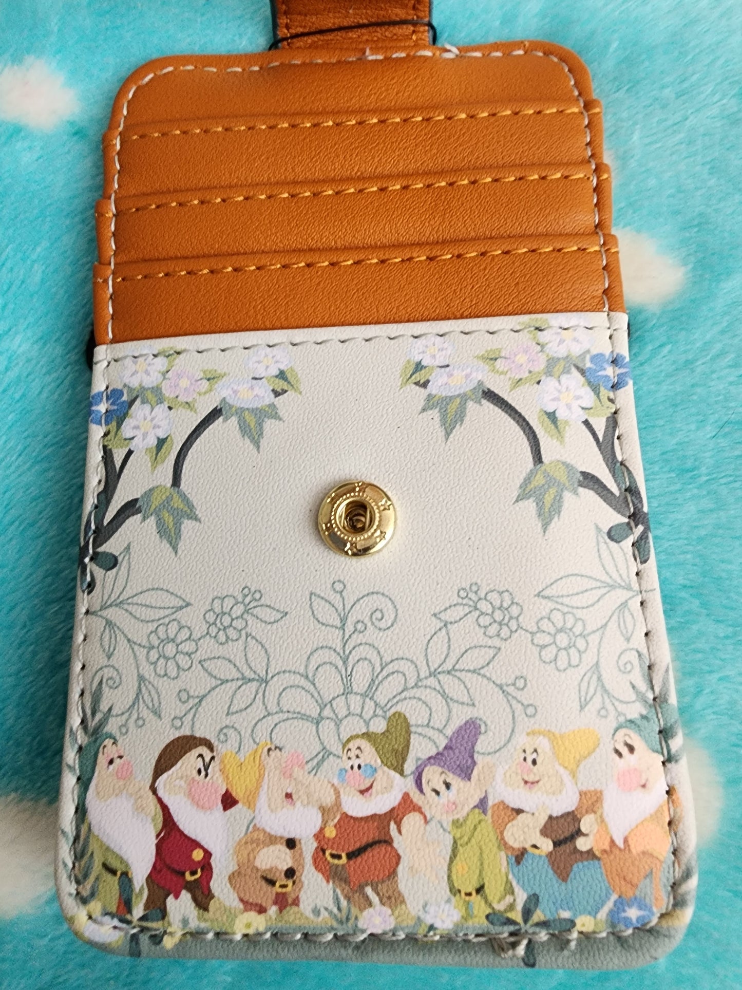 Loungefly Disney Snow White and The Seven Drawfs Card Holder