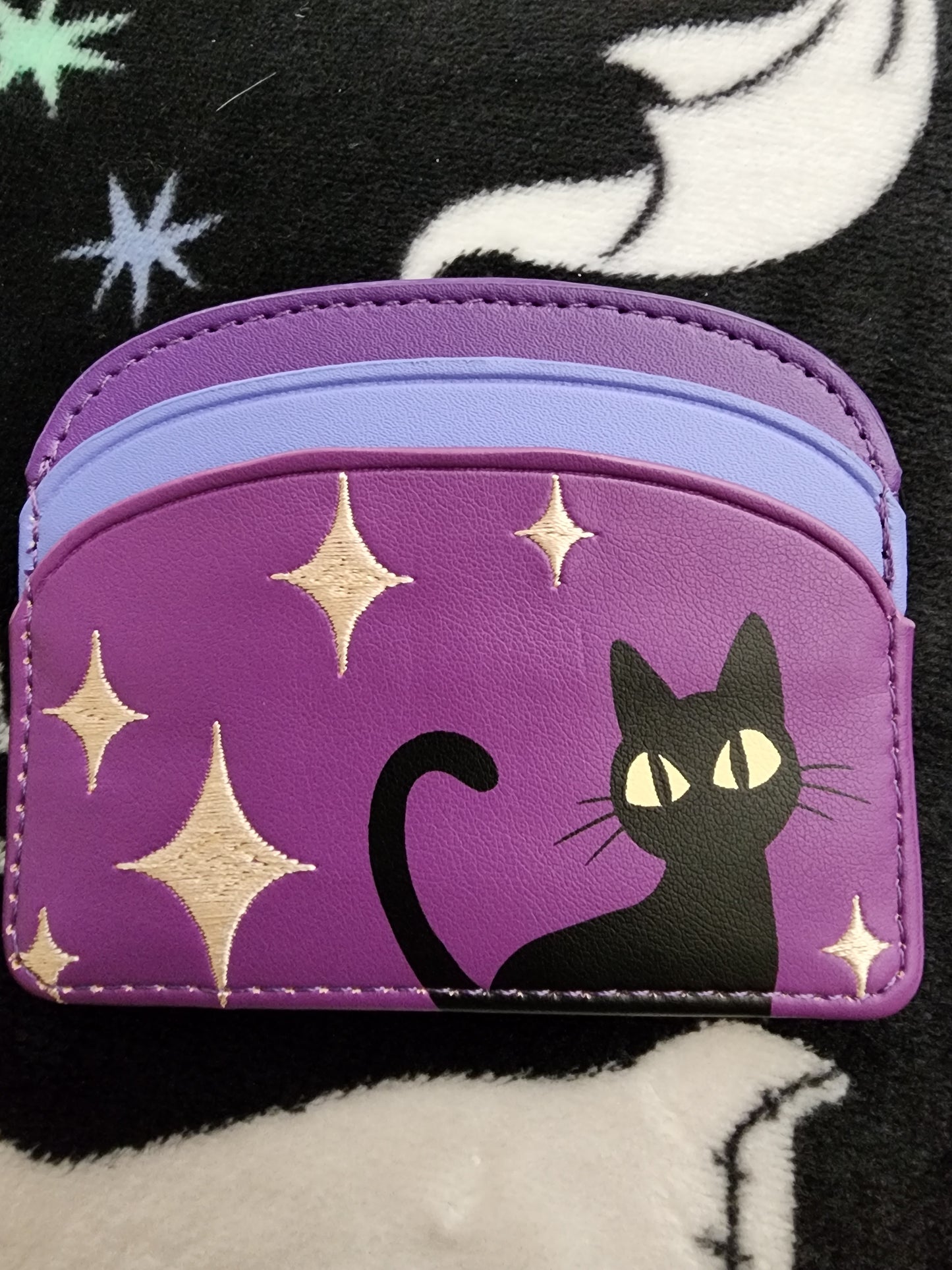 Hocus-Pocus Card Holder