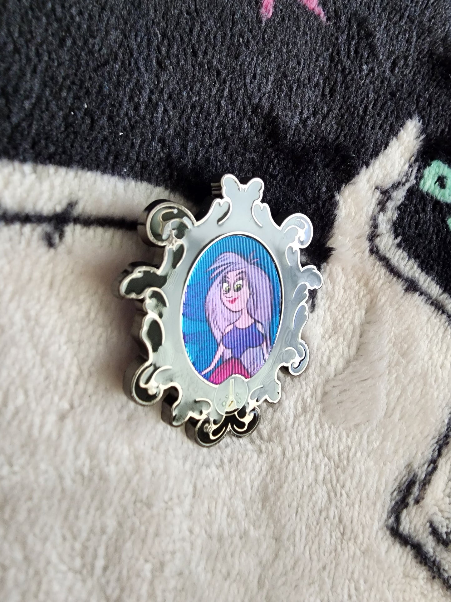 Loungefly Disney Villain Portrait Holographic Mystery Pins