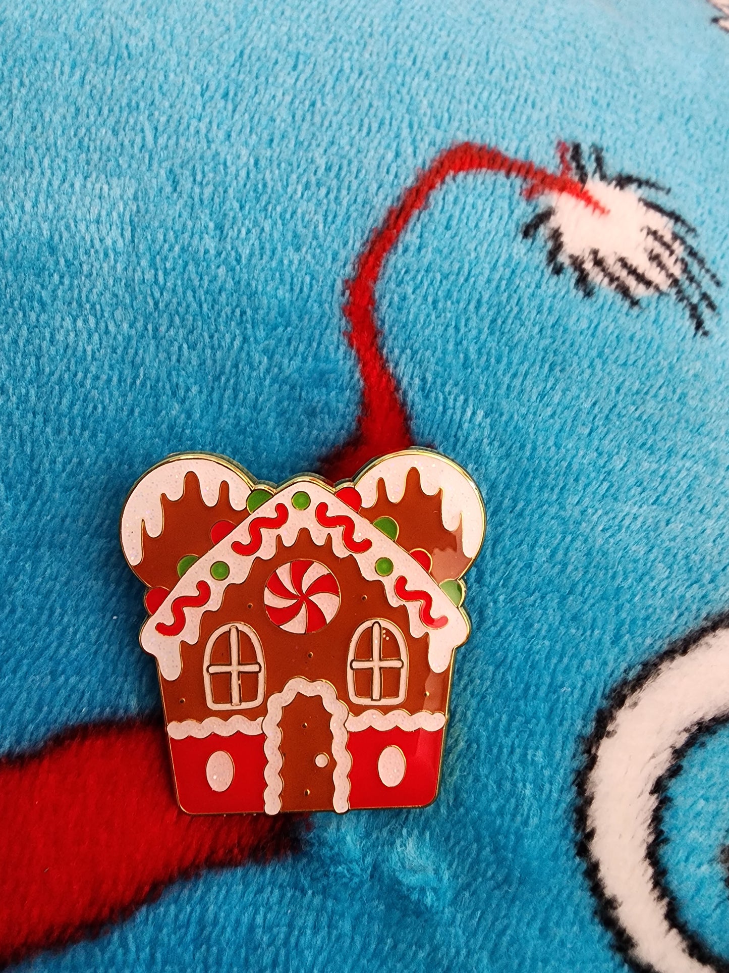 Mickey and Friends Gingerbread House Mystery Pins