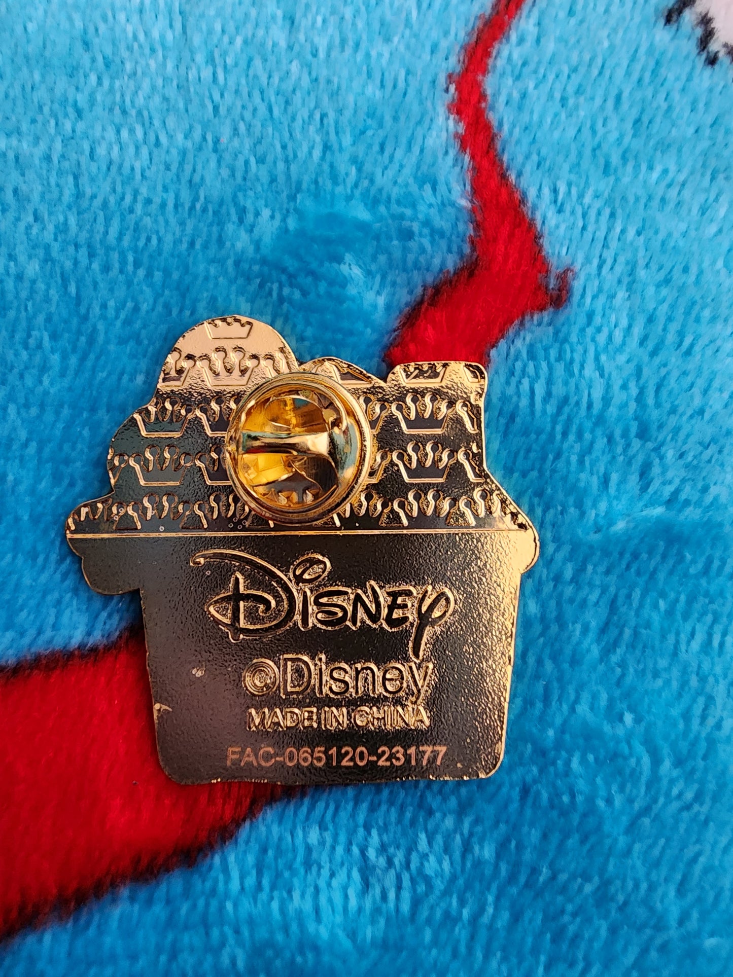 Mickey and Friends Gingerbread House Mystery Pins