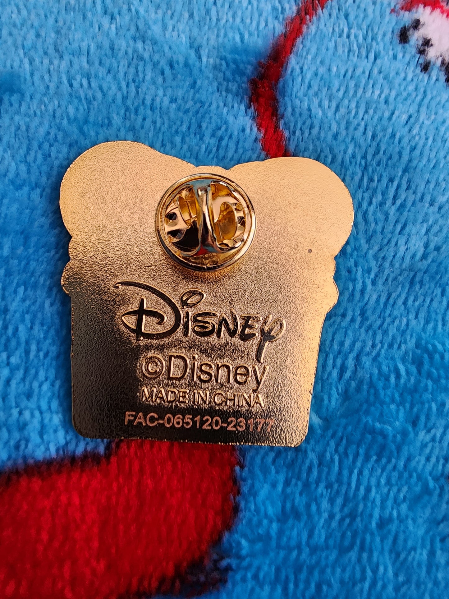 Mickey and Friends Gingerbread House Mystery Pins