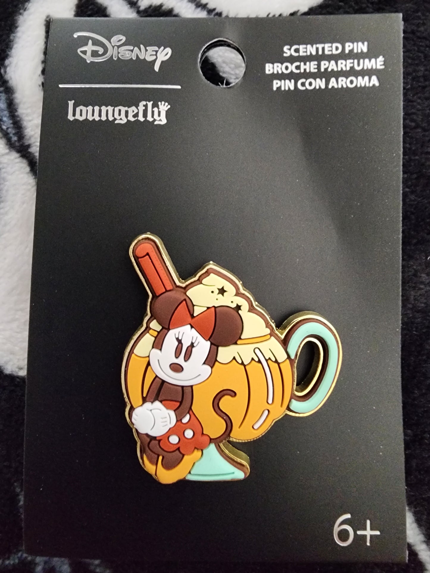 Loungefly Disney Minnie Mouse Fall Scented Pumpkin Spice Latte Drink Pin