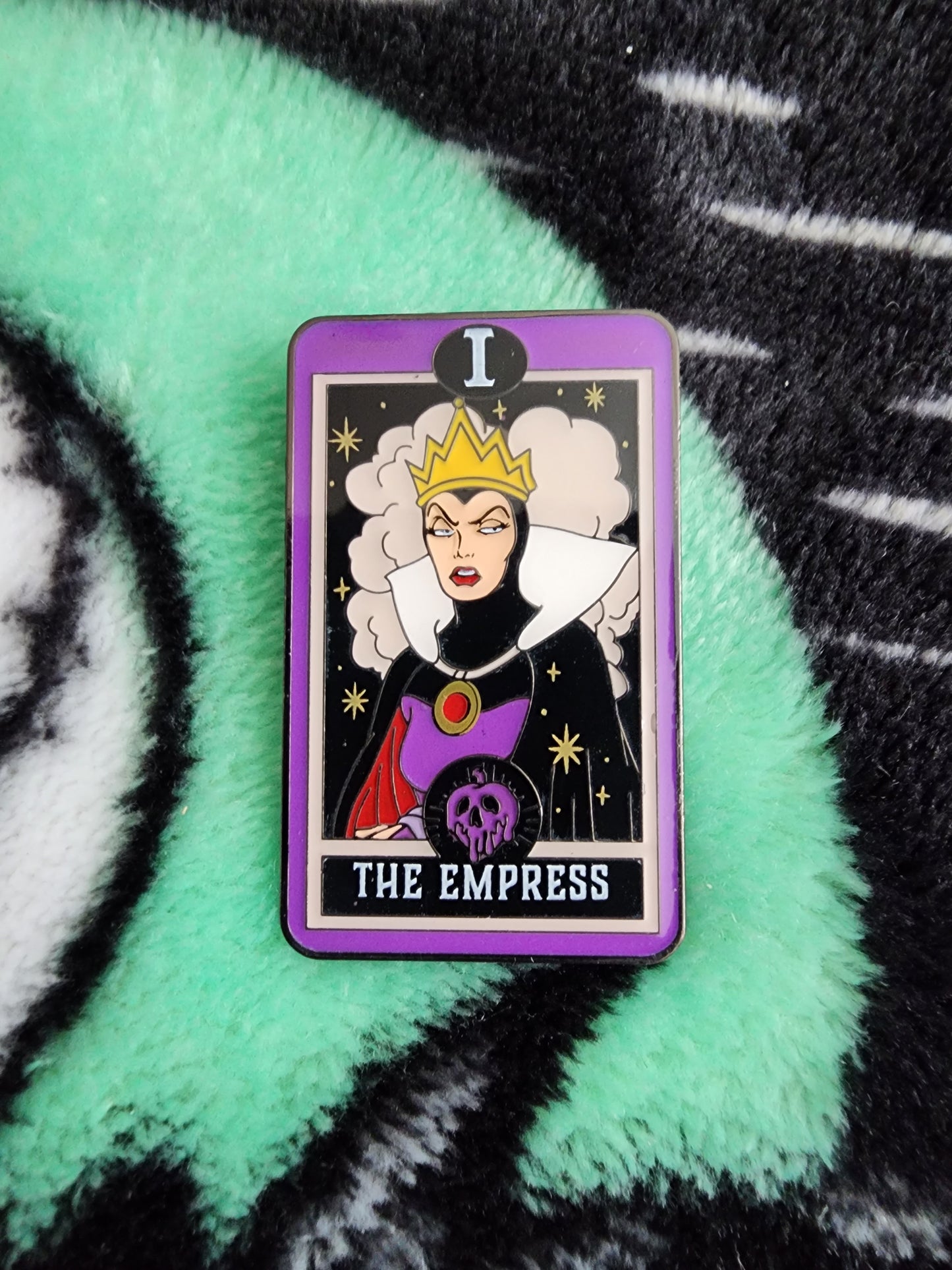 Loungefly Disney Villains Tarot Cards Mystery Pins