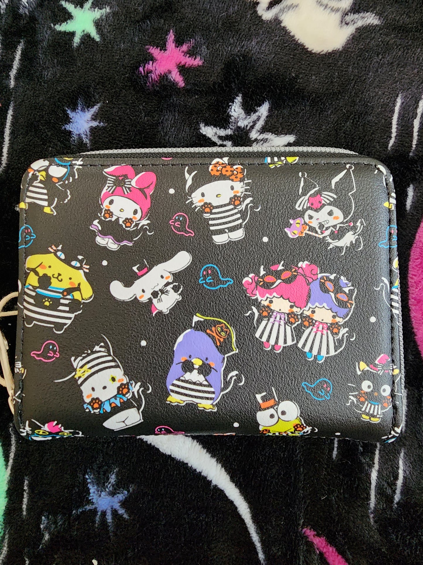 Hello Kitty and Friends Halloween Wallet