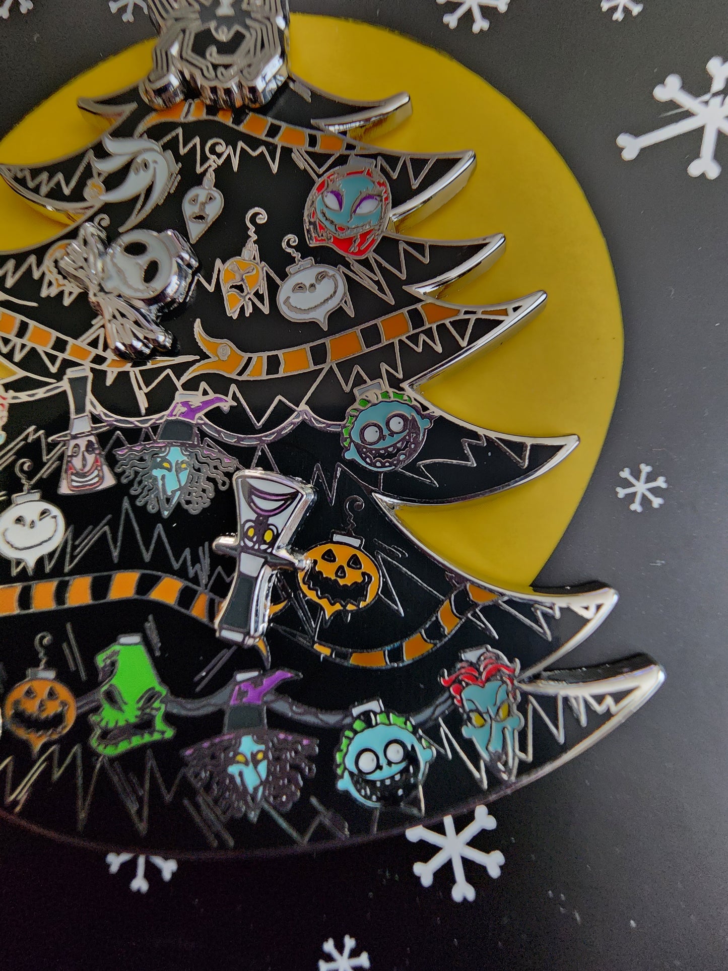 Disney Nightmare Before Christmas 30th Anniversary Limited Edition Tree Pin