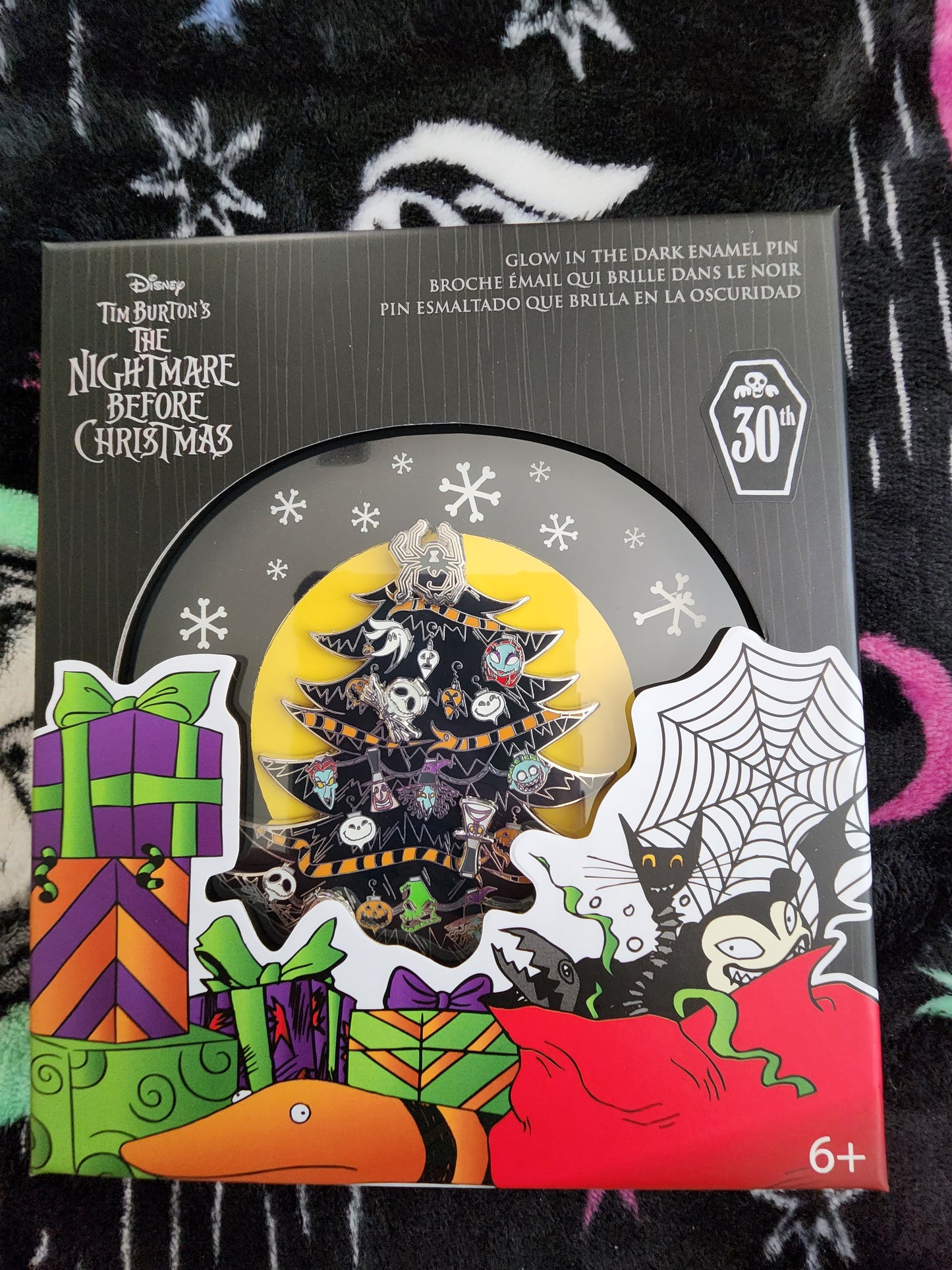 Disney Nightmare Before Christmas 30th Anniversary Limited Edition Tree Pin