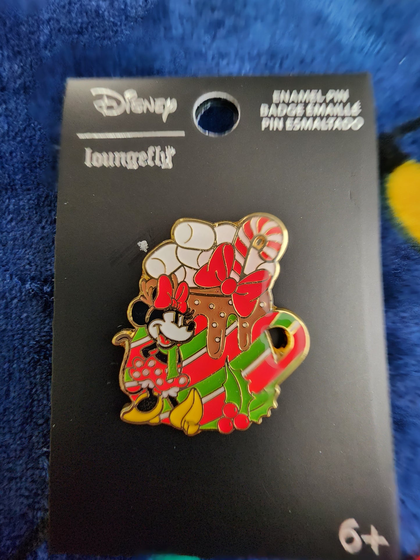 Disney Minnie Mouse Holiday Drink Mug Pin