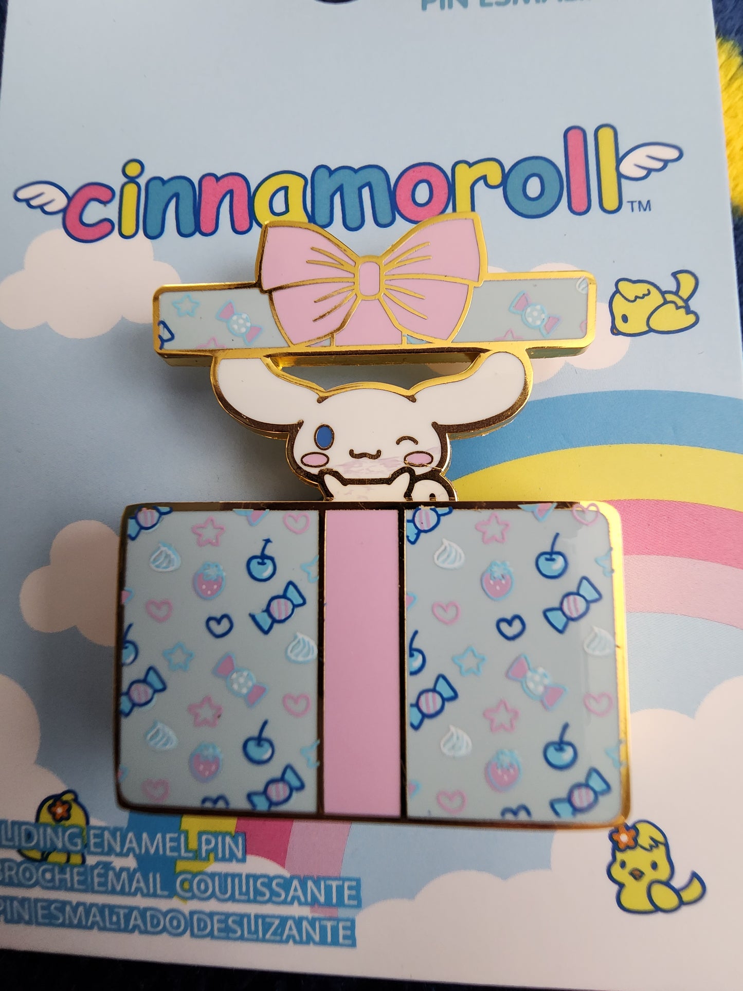 Hello Kitty Cinnamoroll Christmas Gift Pin