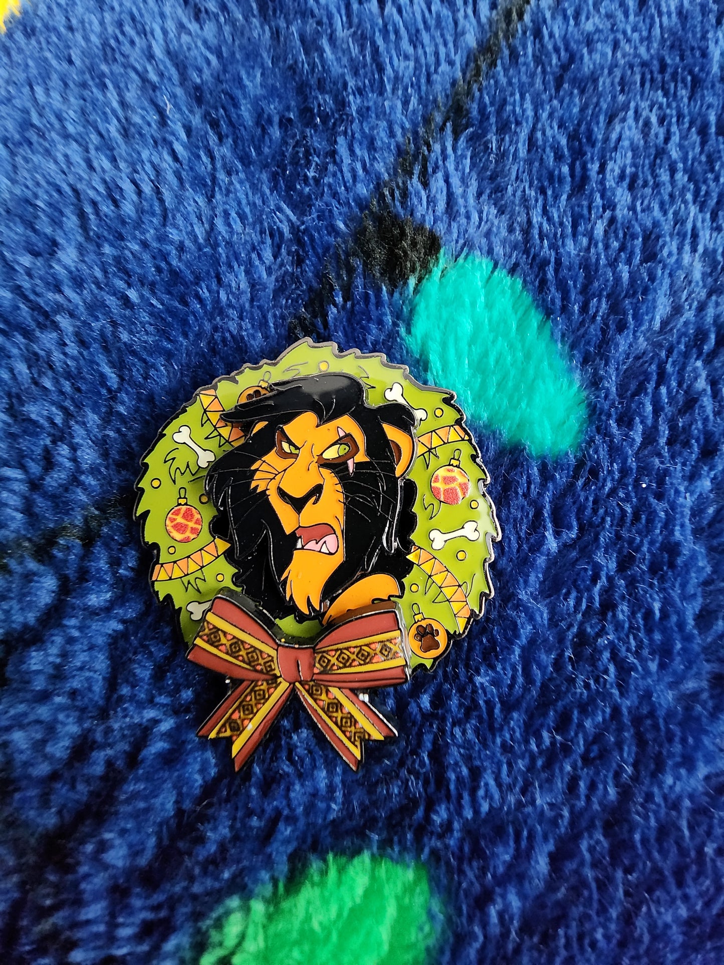 Disney Villains Christmas Wreath Mystery Pins