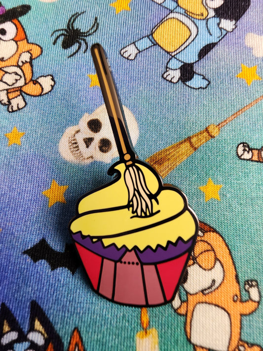 Disney Hocus-Pocus Cupcakes Mystery Pins