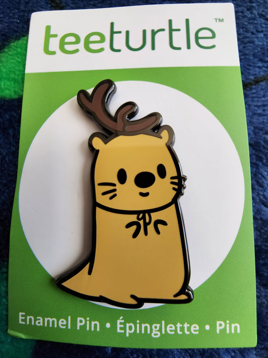 Tee Turtle Otter Reindeer Christmas Holiday Pin