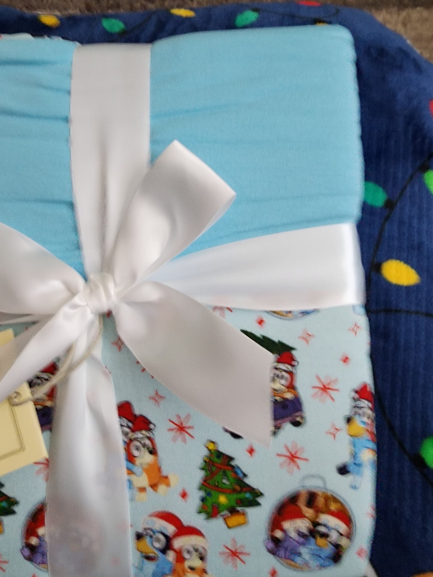 *Charlies Project Bluey and Bingo Christmas Holiday Baby Blanket