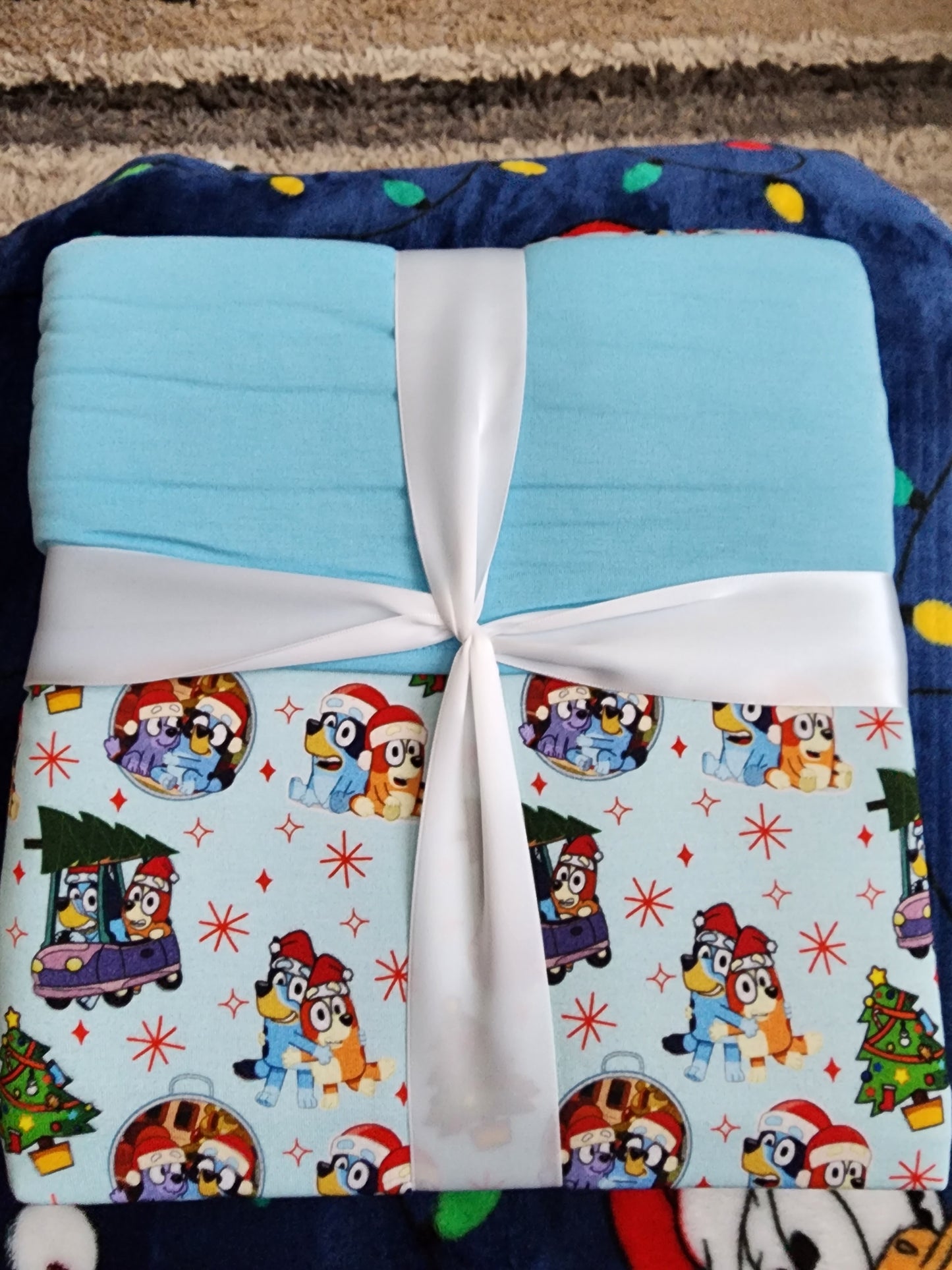 *Charlies Project Bluey and Bingo Christmas Holiday Baby Blanket